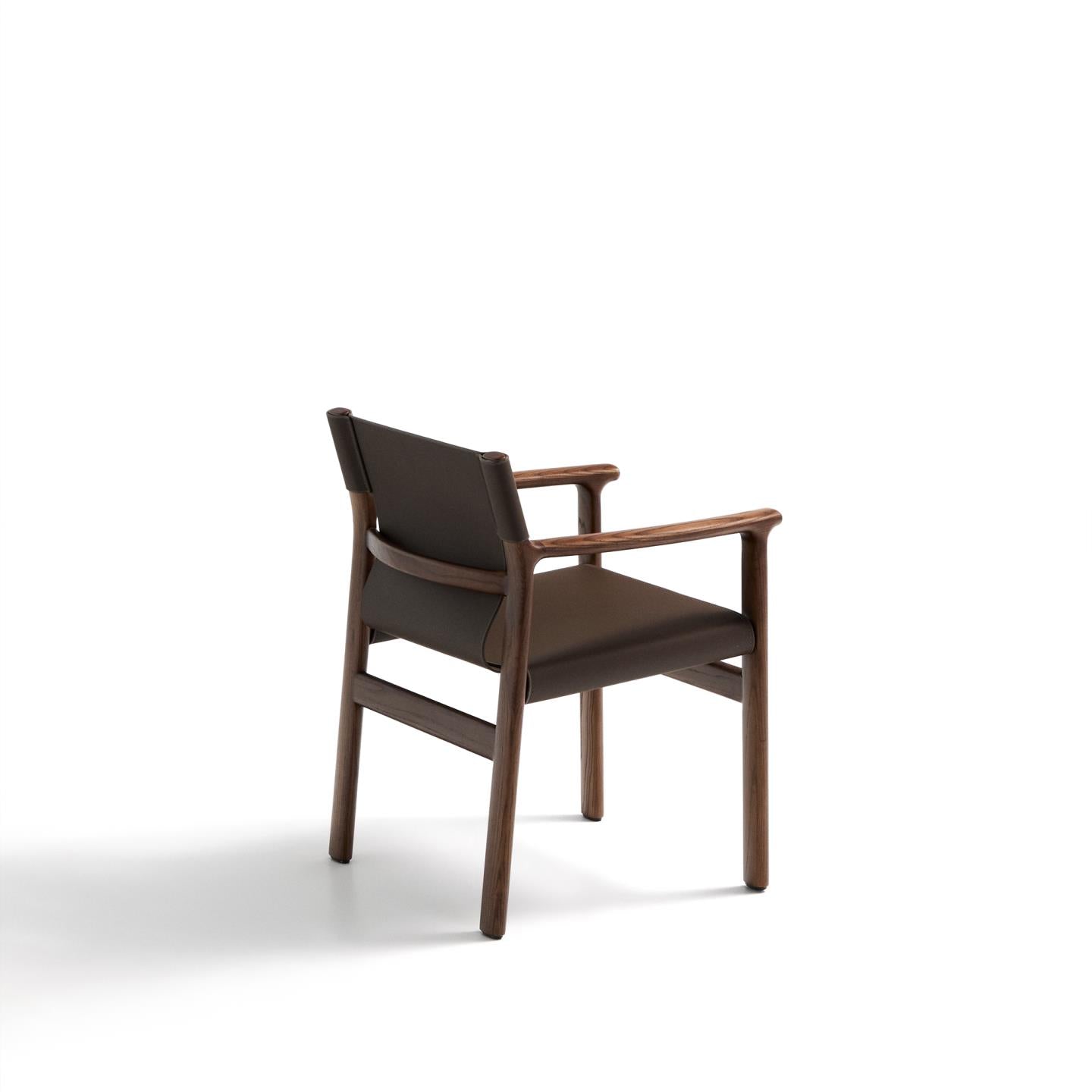 JAN chair in brown recycled leather with dark ash wood