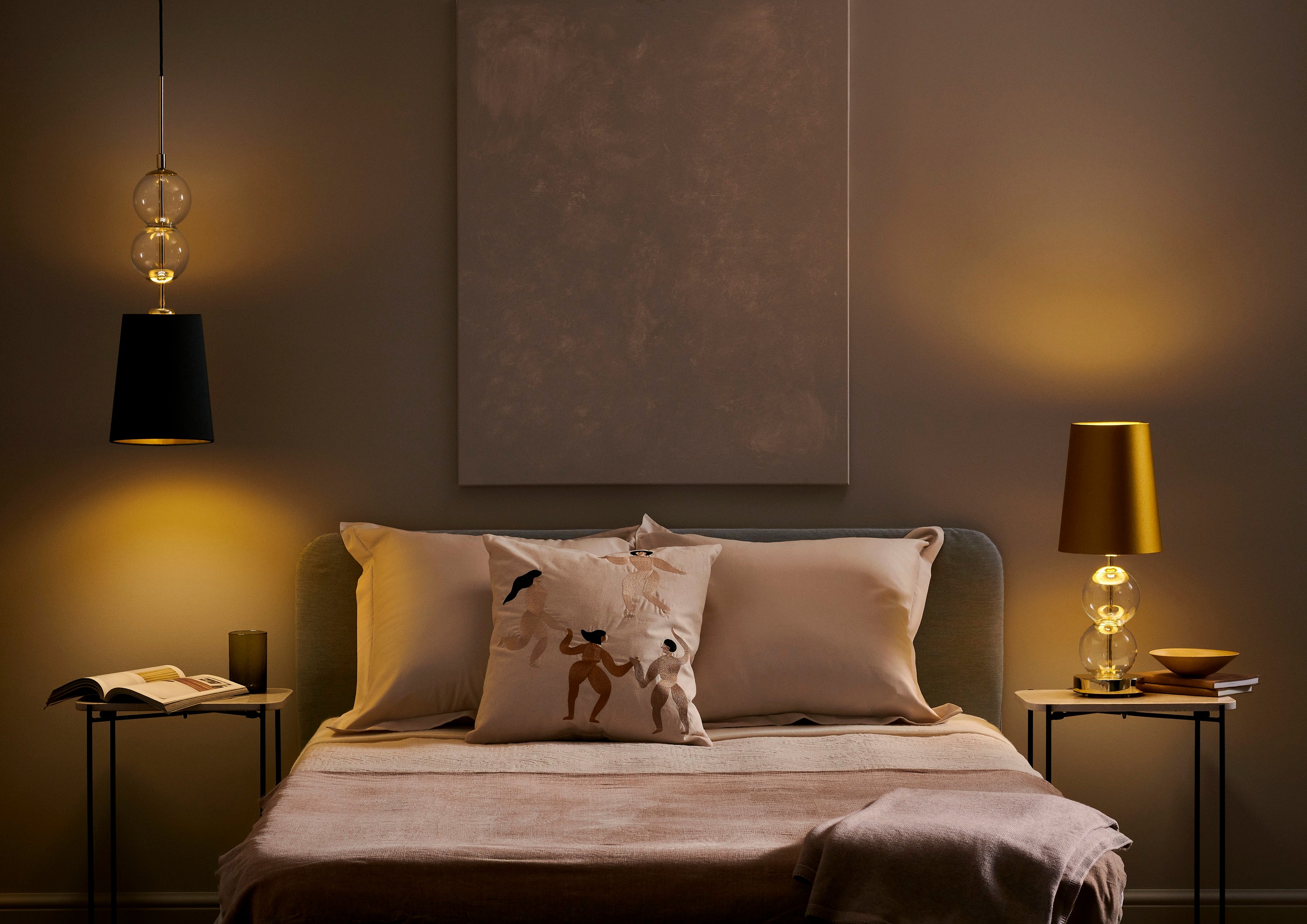 COCO gold table lamp