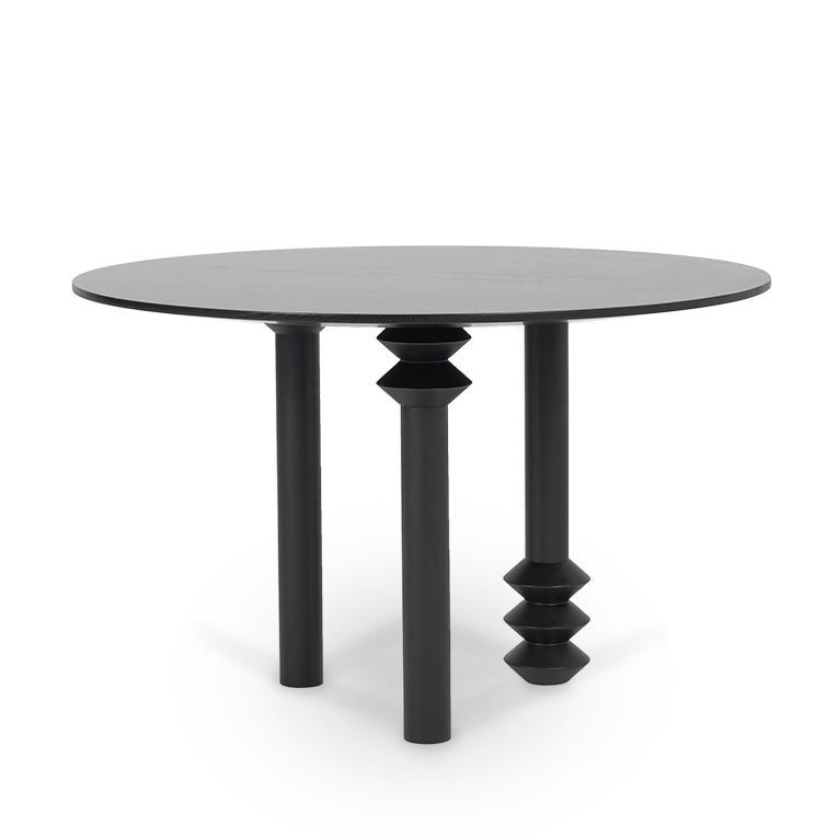 Kulatý stůl CORNER z dubu