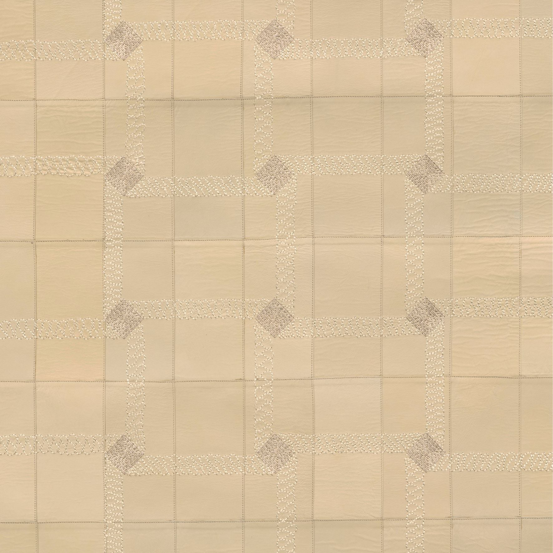 Tapeta naturalna skórzana z motywem geometrycznym CASSONE perłowy – Arte