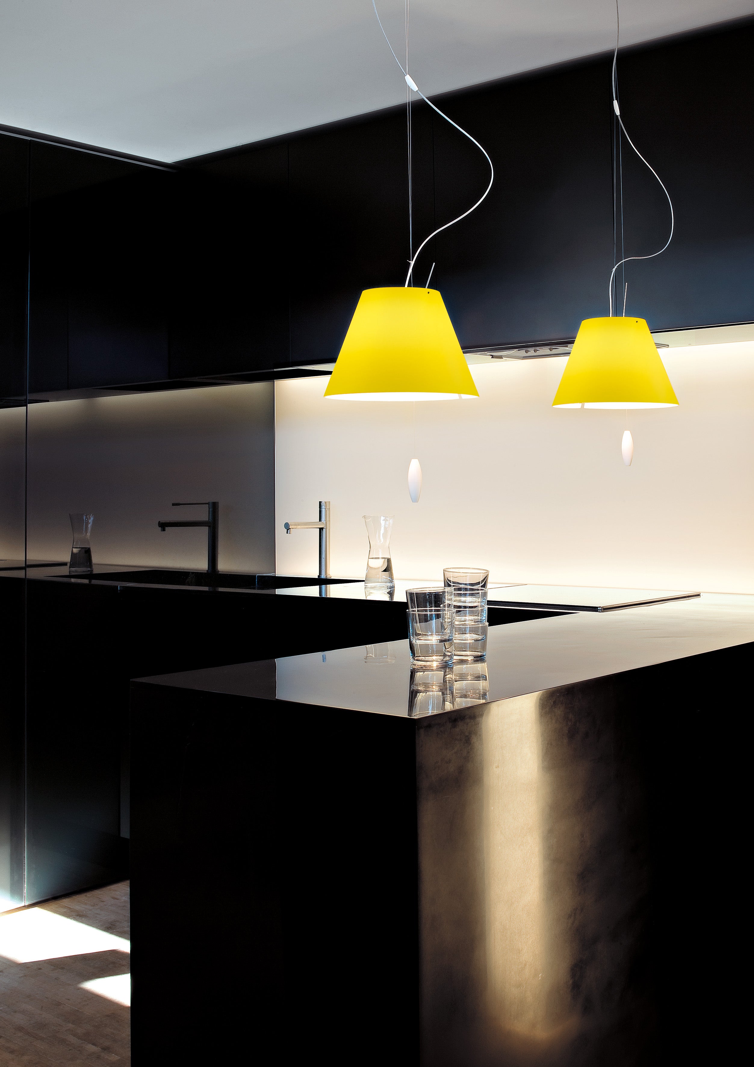 Závěsné svítidlo COSTANZINA šedé