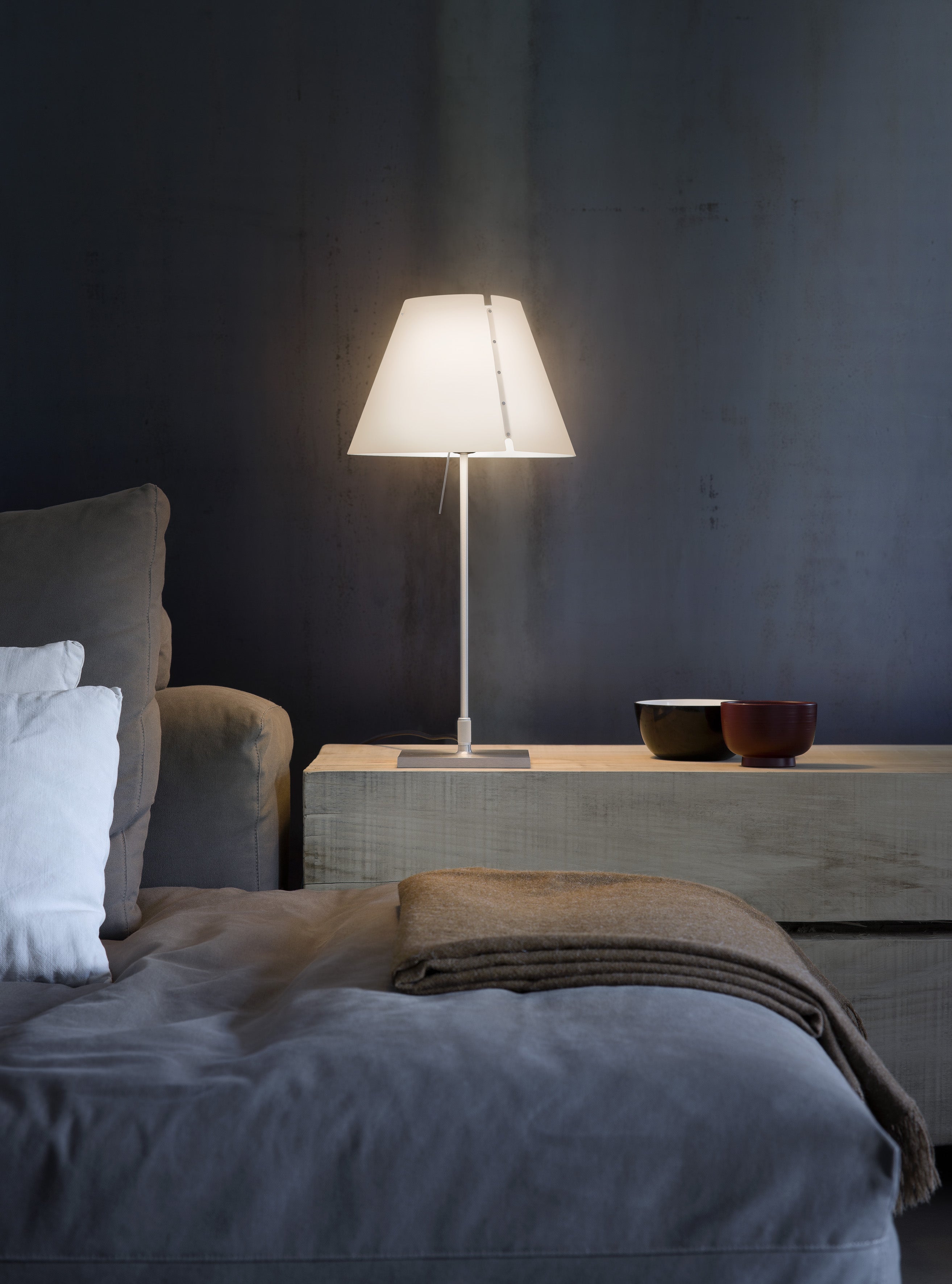 Stolní lampa COSTANZINA šedý stínidlo