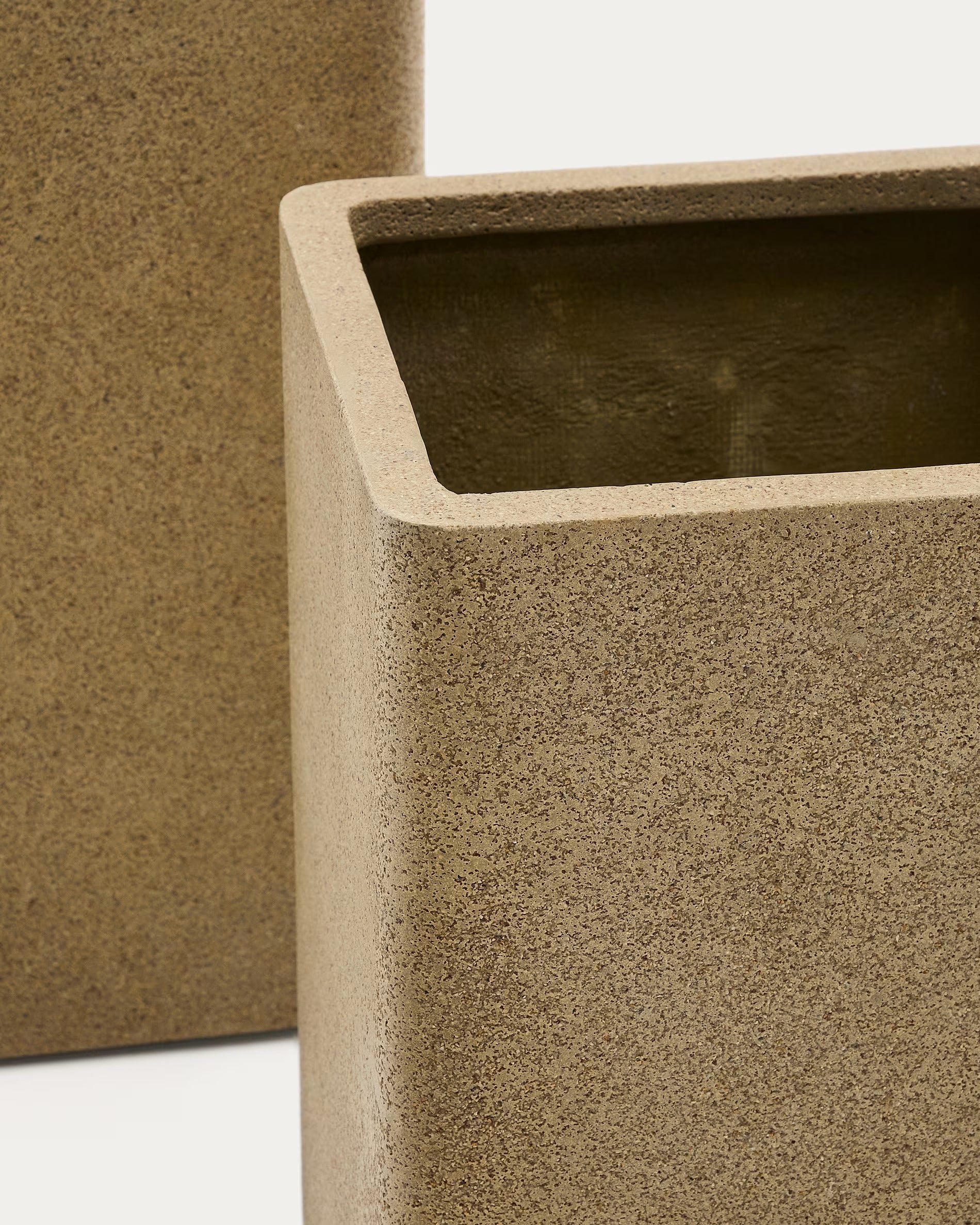 Set of high pots of mustard polycement minoa
