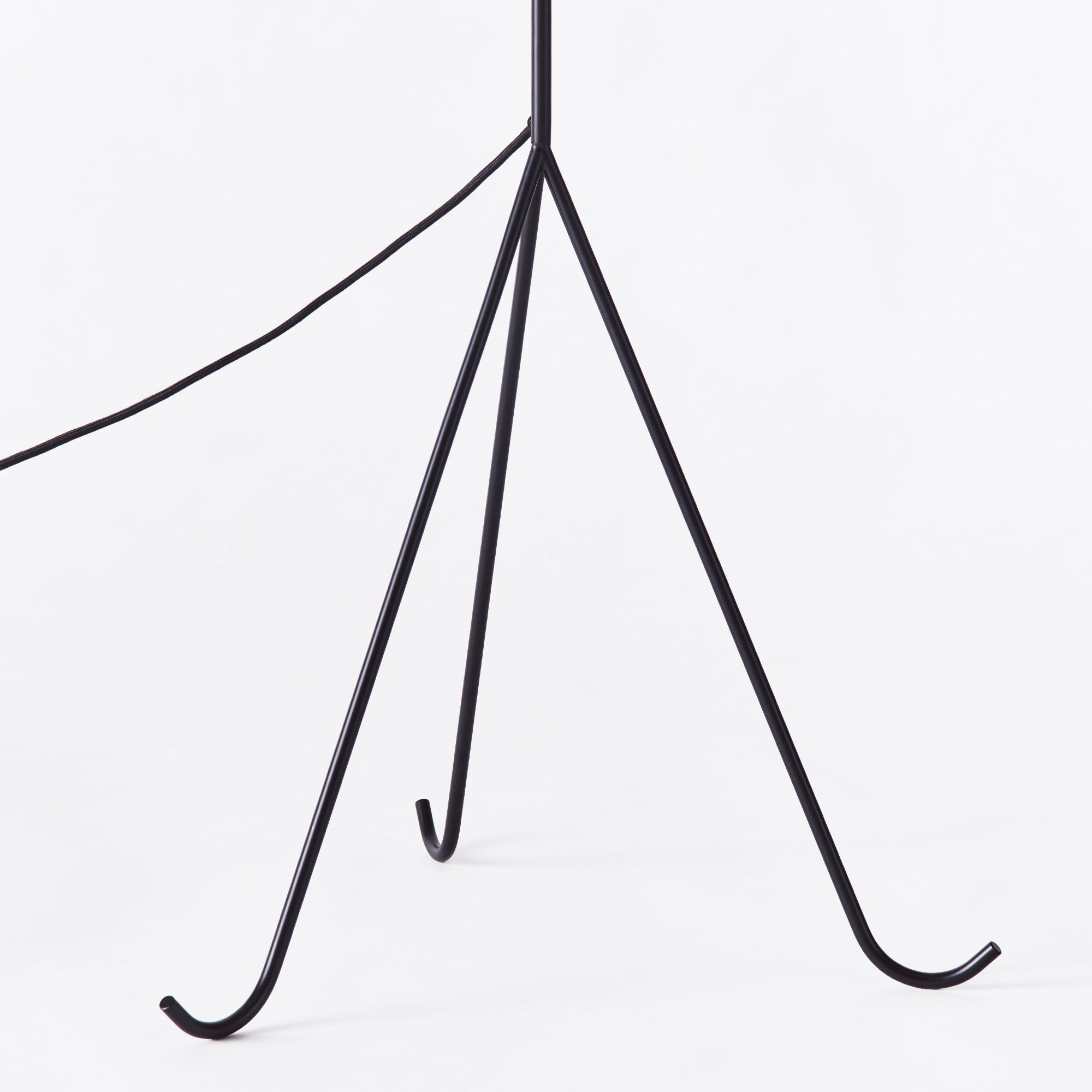 GERALDINE ochre floor lamp with black base