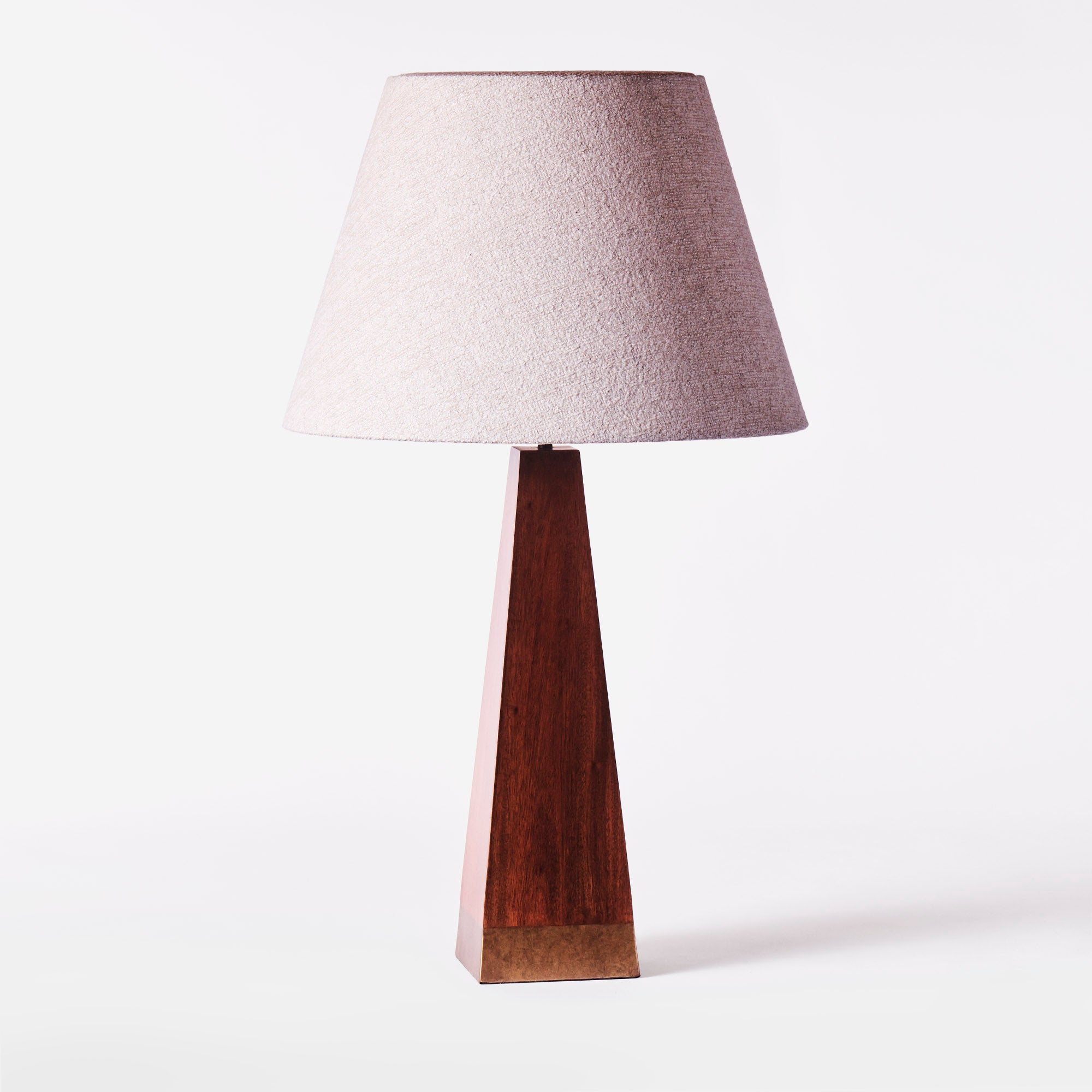 Stolní lampa PYRAMID jasanová dýha