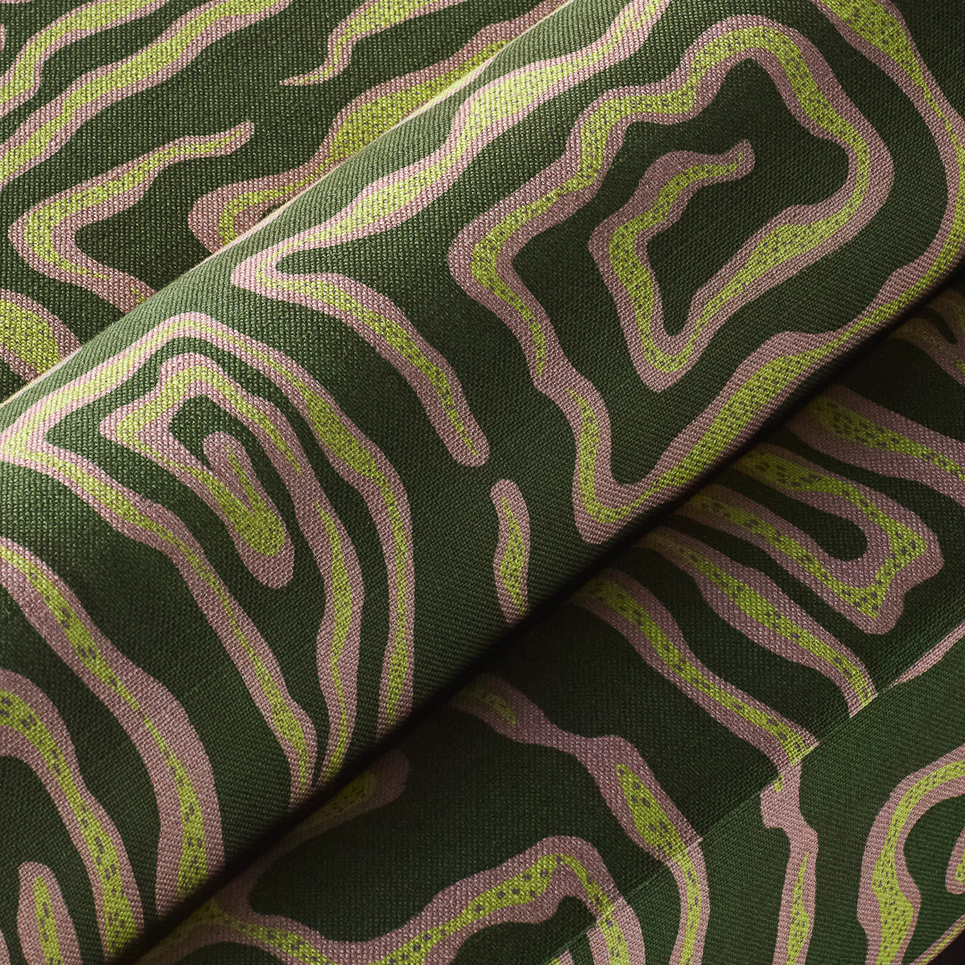 Ležanka v zelené s béžovým vzorem