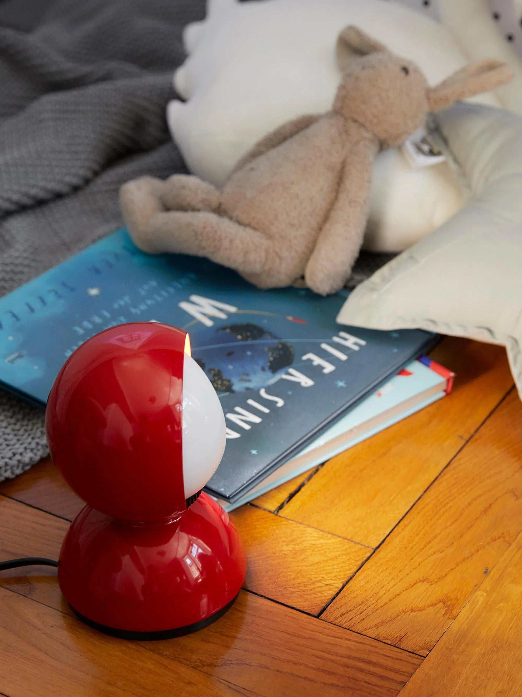 Stolní lampa ECLISSE červená