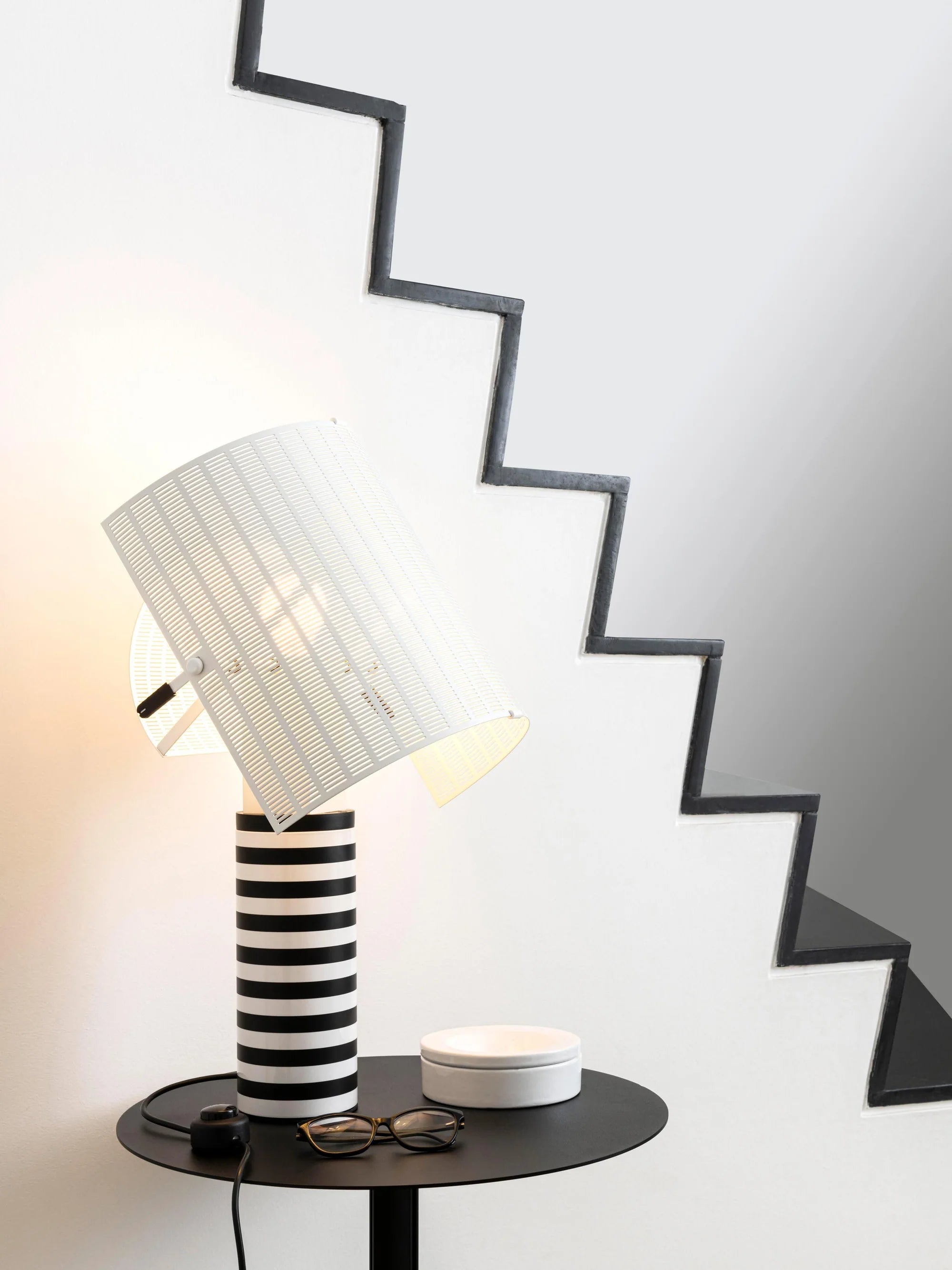 Stolní lampa SHOGUN bílá s černou