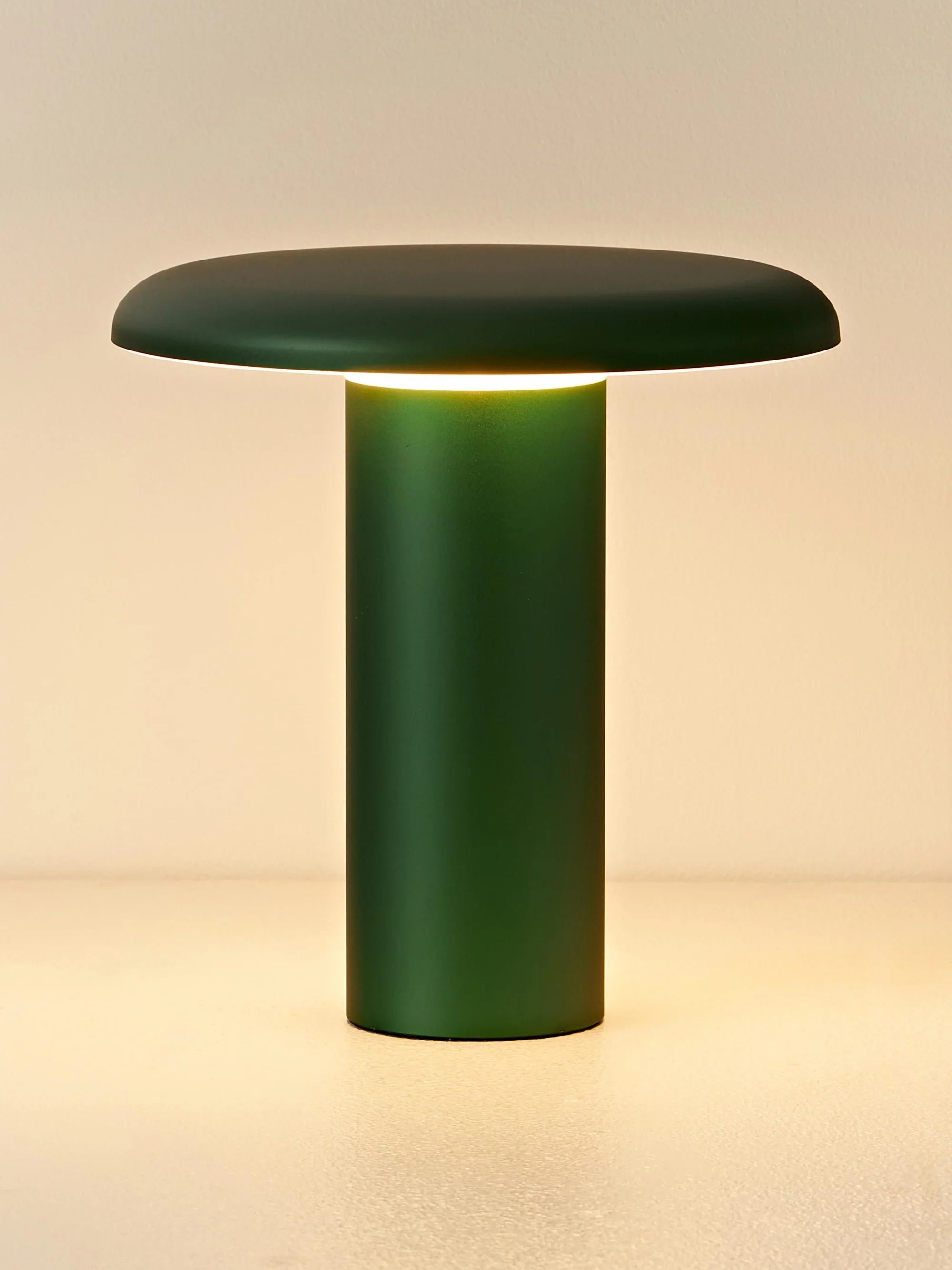 Přenosná lampa TAKKU anodizovaná zelená