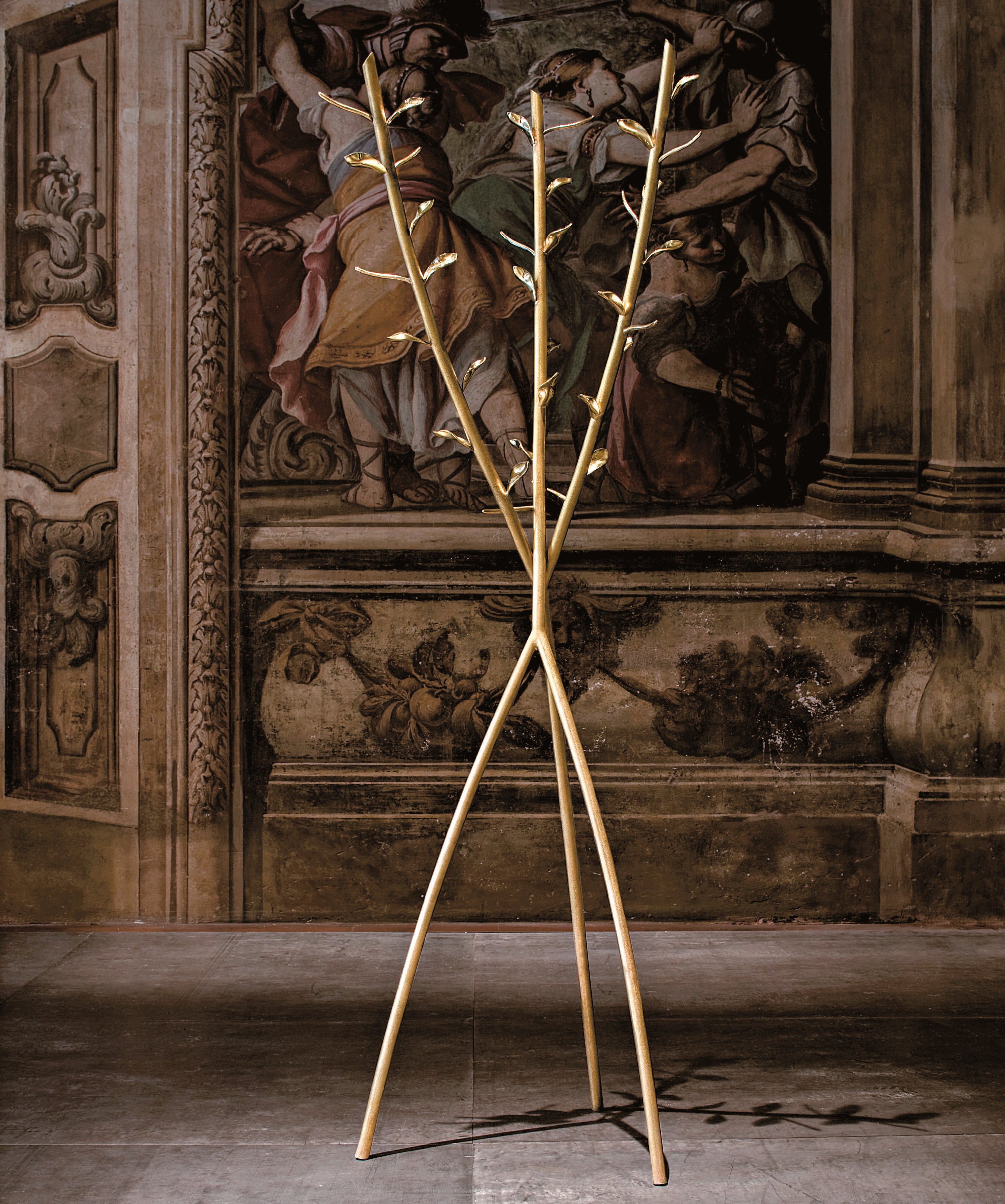 Stojanový věšák ACATE mosaz