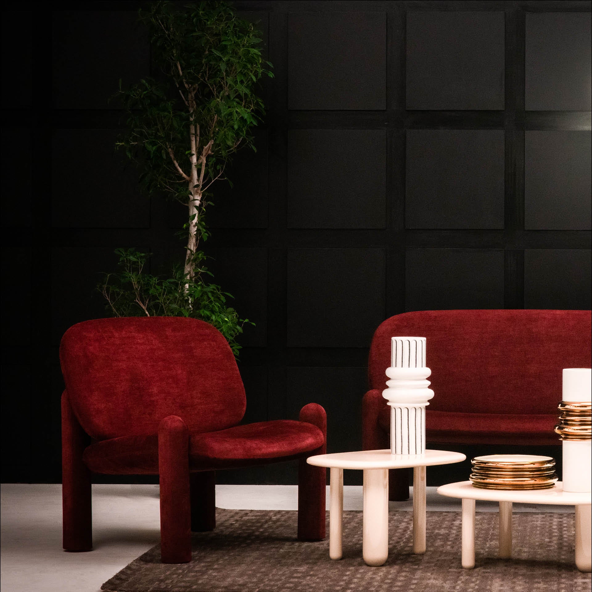 Brown tottori coffee table