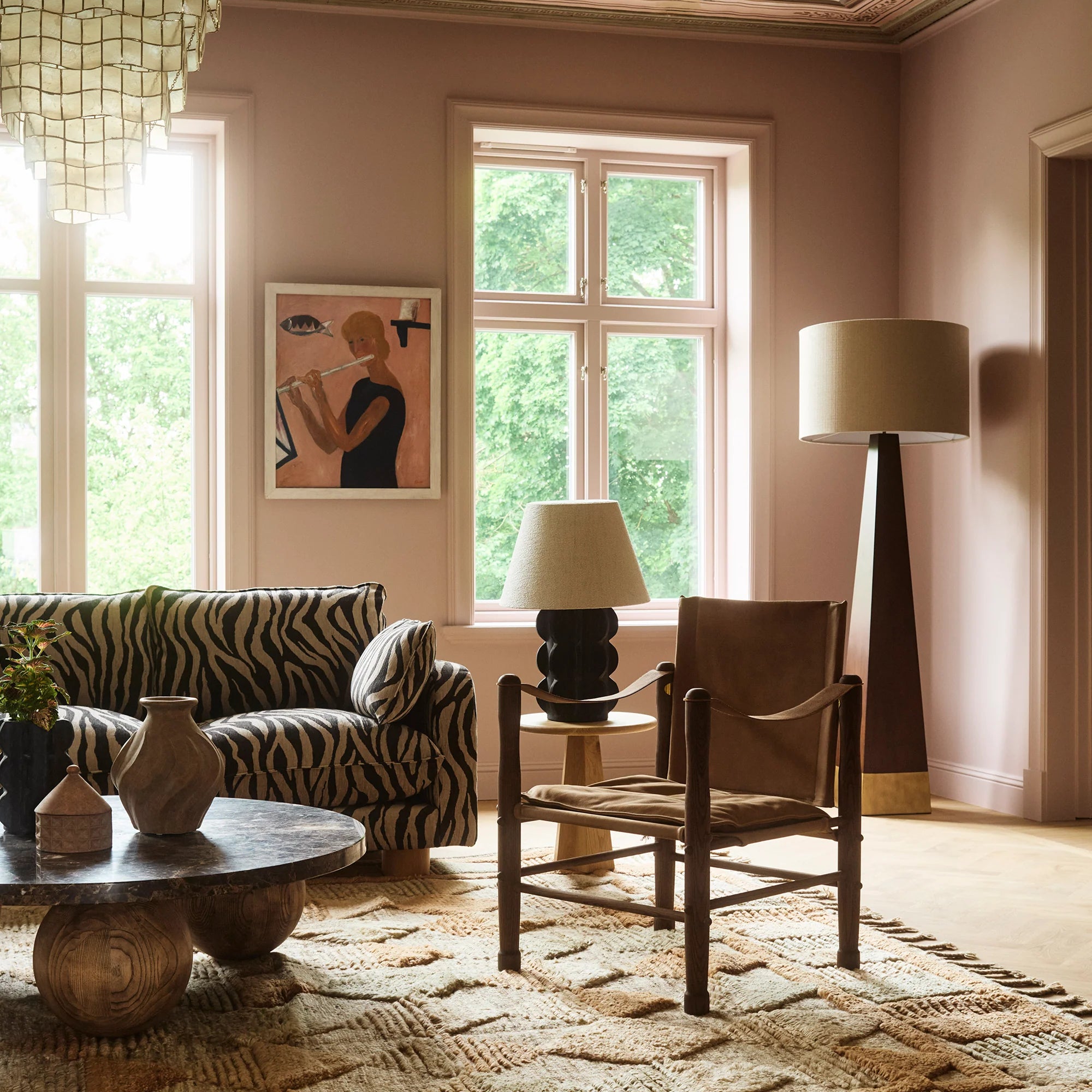 Beige LISBON rug with brown