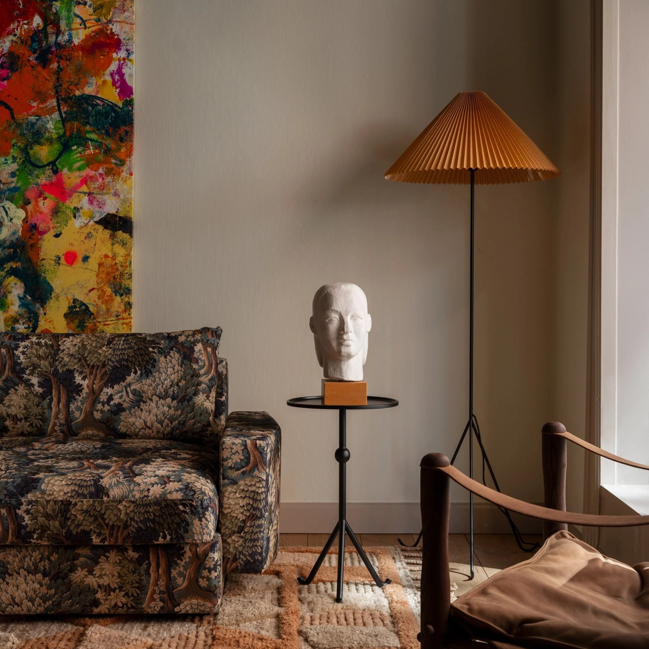 GERALDINE ochre floor lamp with black base