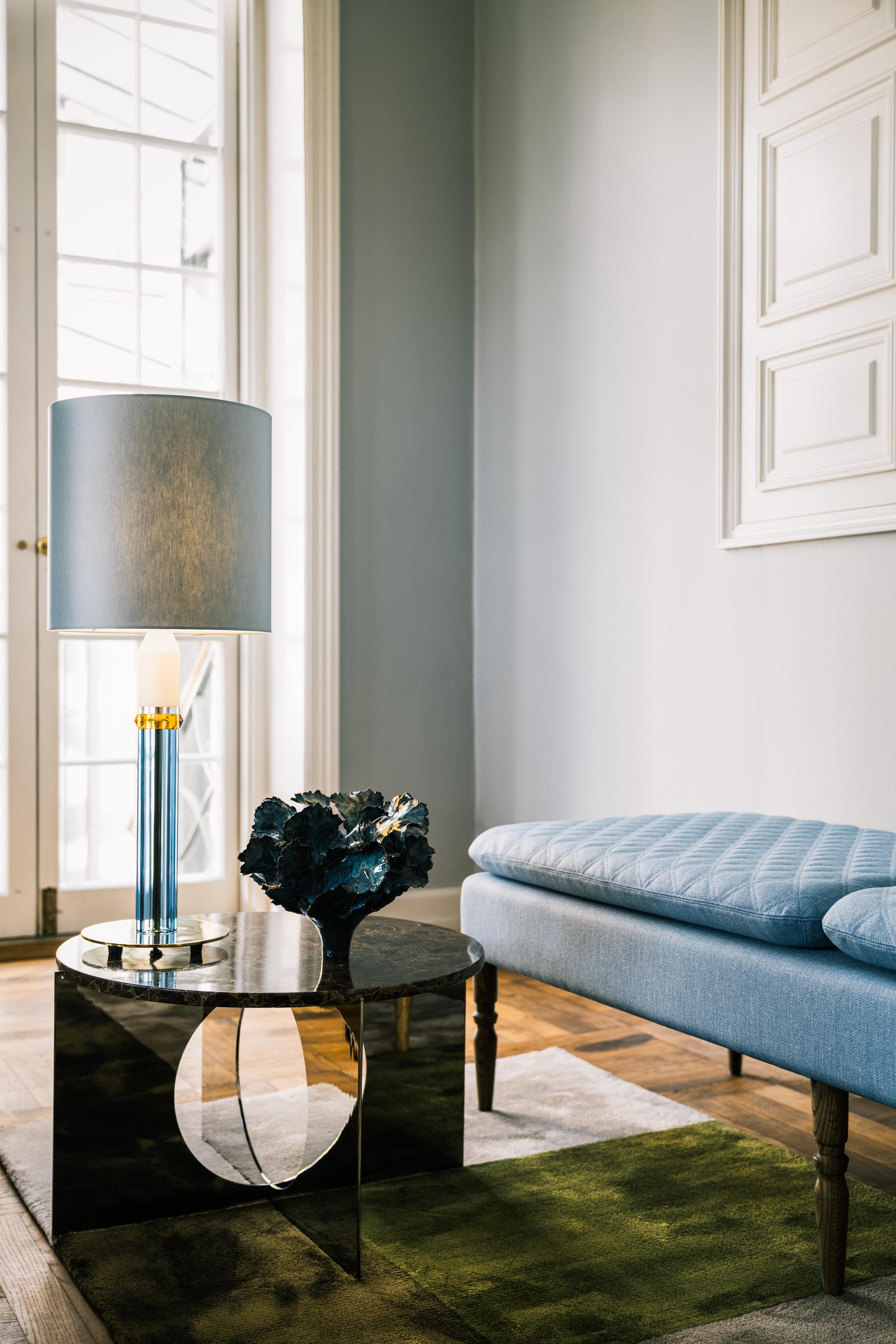 Stolní lampa CARNIVAL Č. 1 modrá s bílou a jantarovou