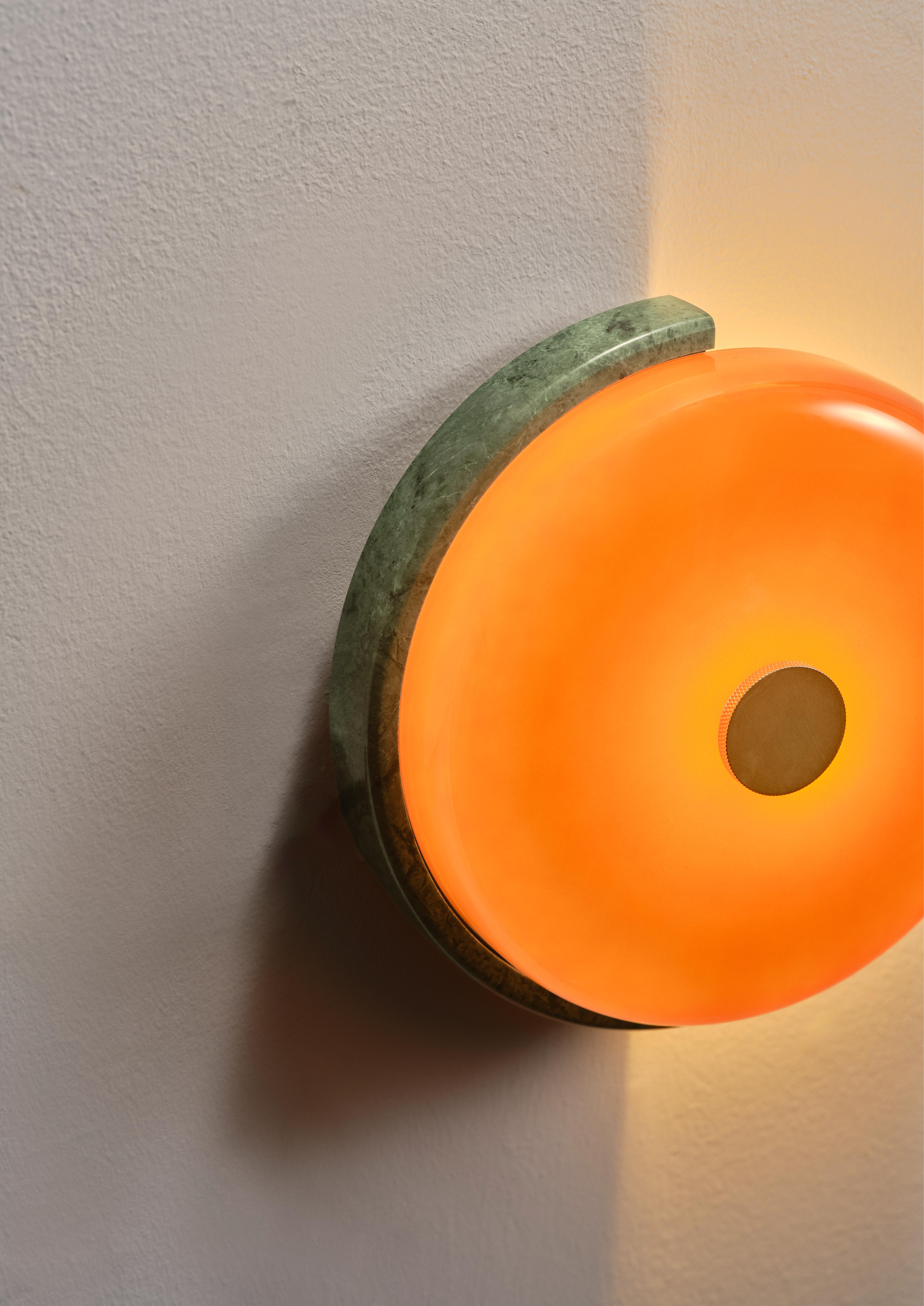 Nástěnné svítidlo TRIP zelený mramor s jantarovým sklem