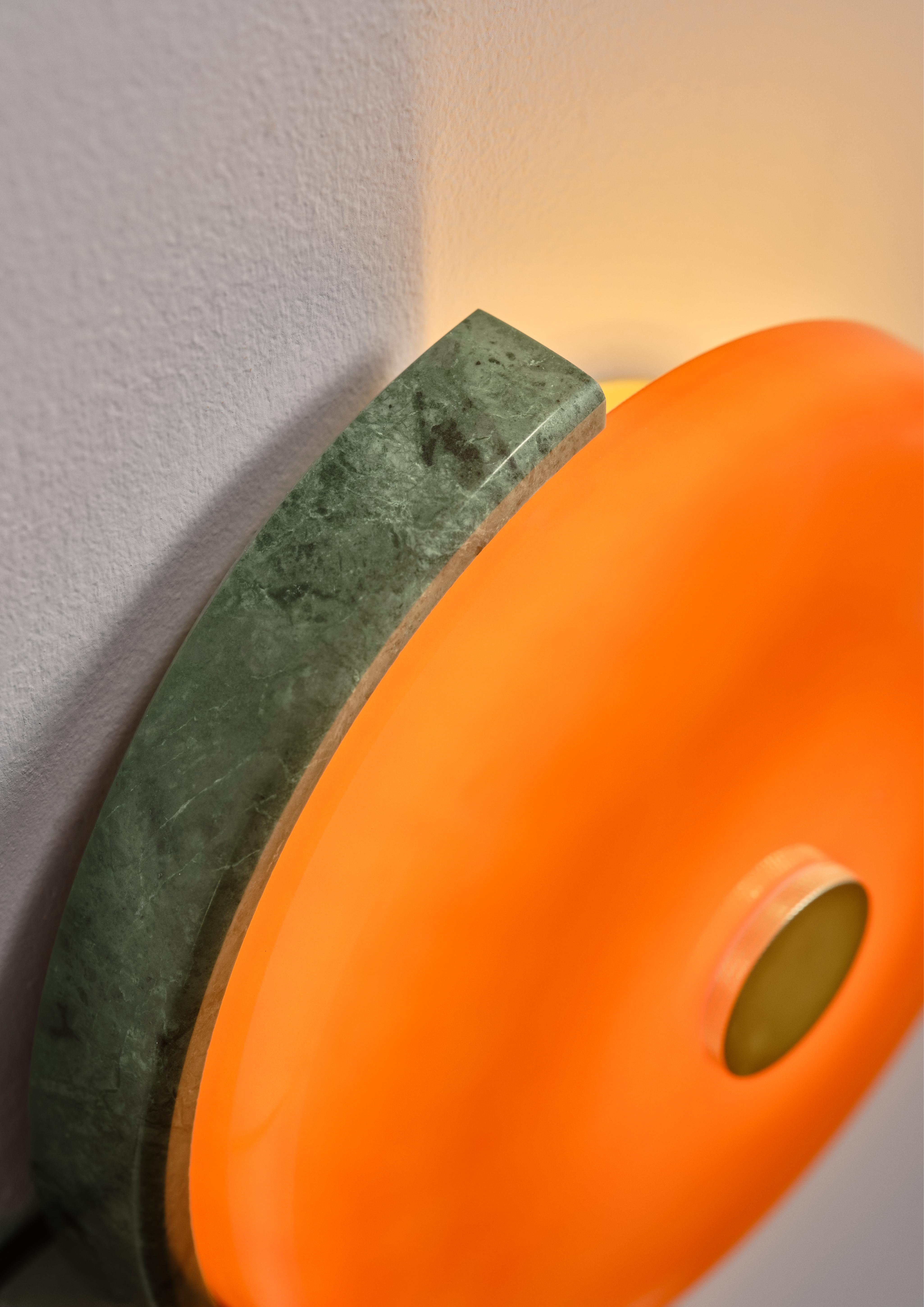 Nástěnné svítidlo TRIP zelený mramor s jantarovým sklem