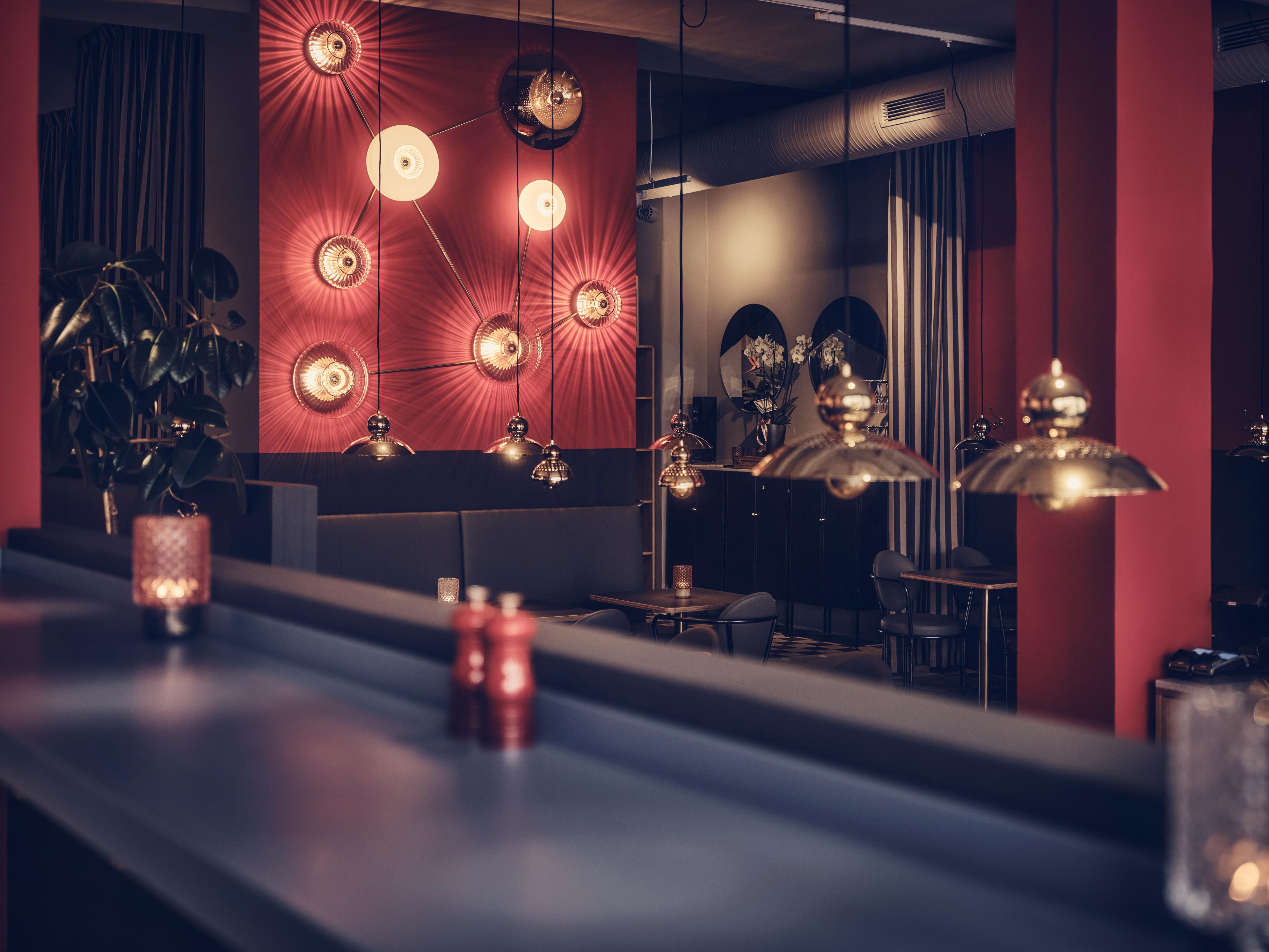 Nástěnné svítidlo NOVÁ VLNA OPTIC kouřové sklo