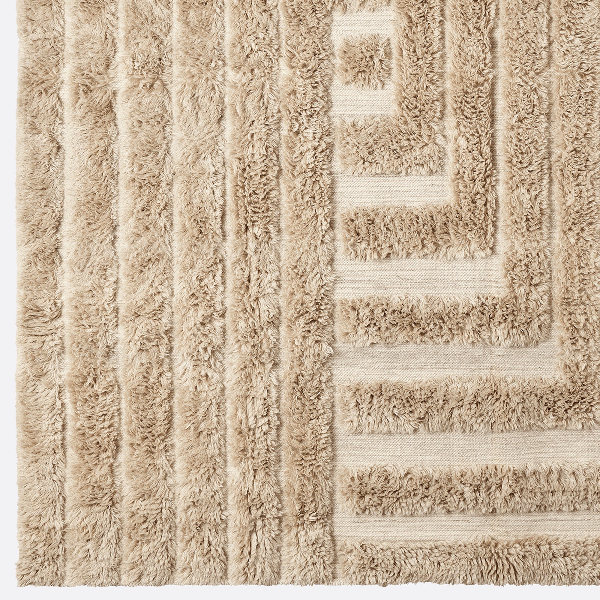 Beige SHAGGY LABYRINTH rug with long pile