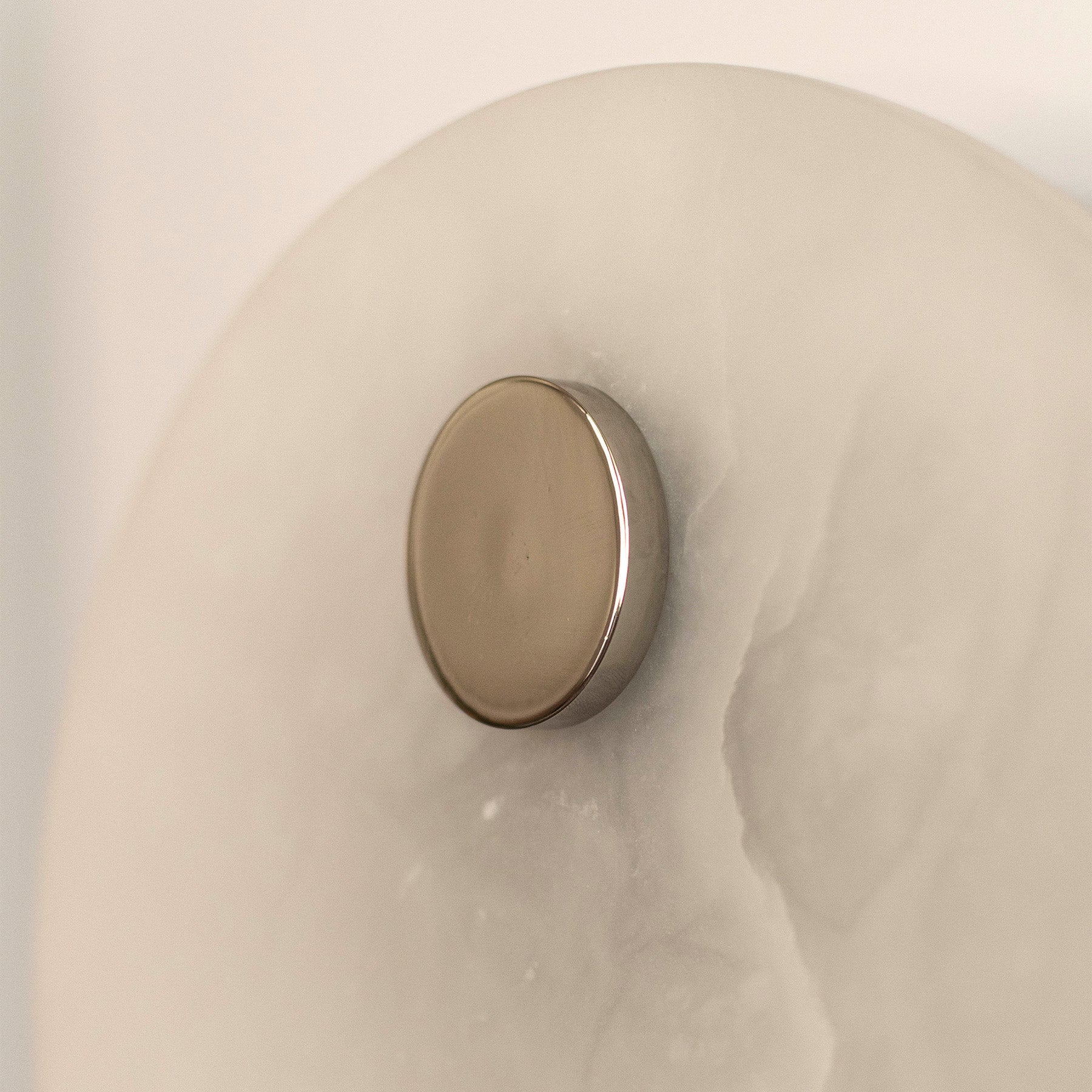 Alabaster Wall Lamp EOS Nickel