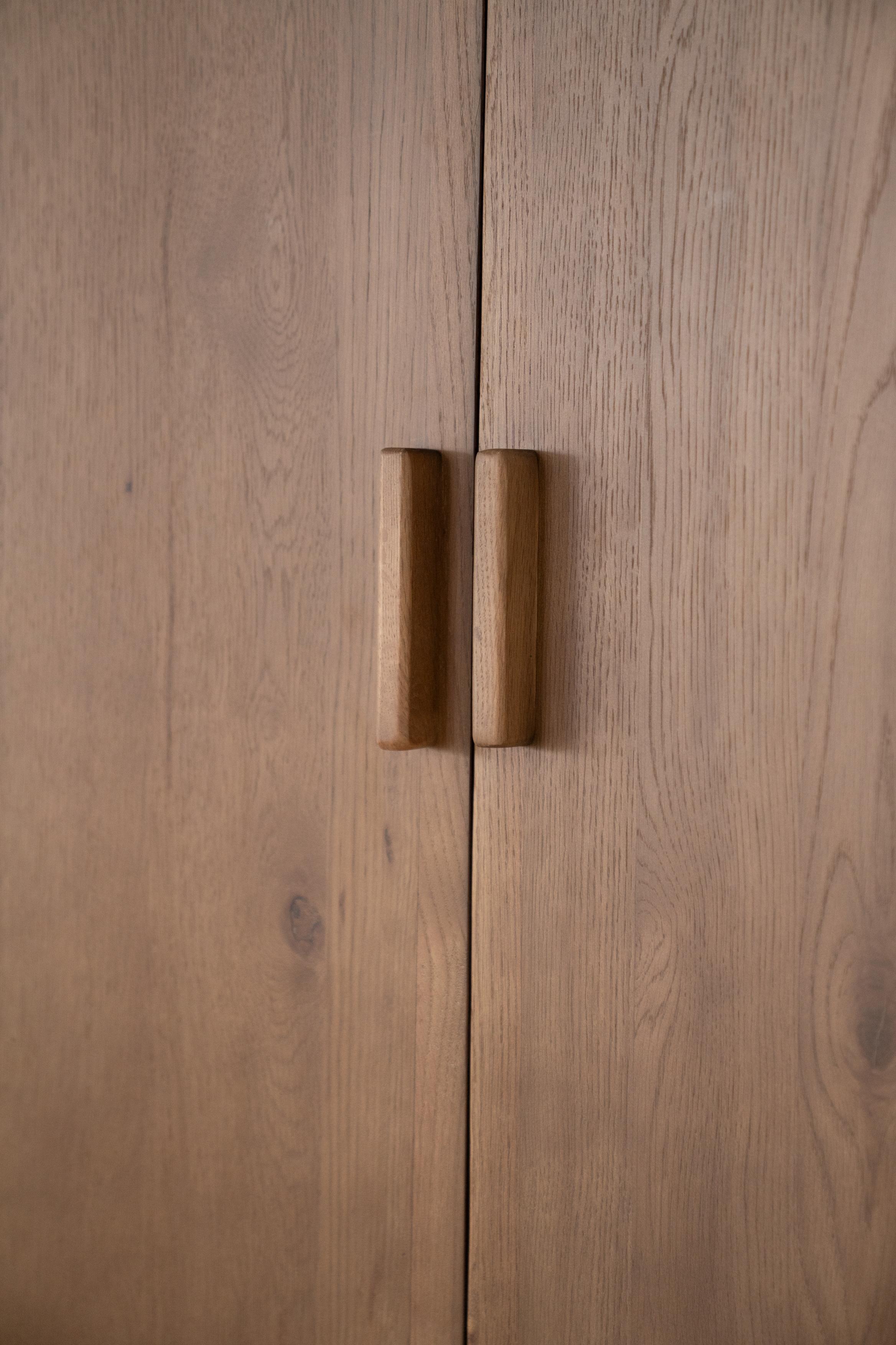 JOSH Cabinet Dark Oak Wood