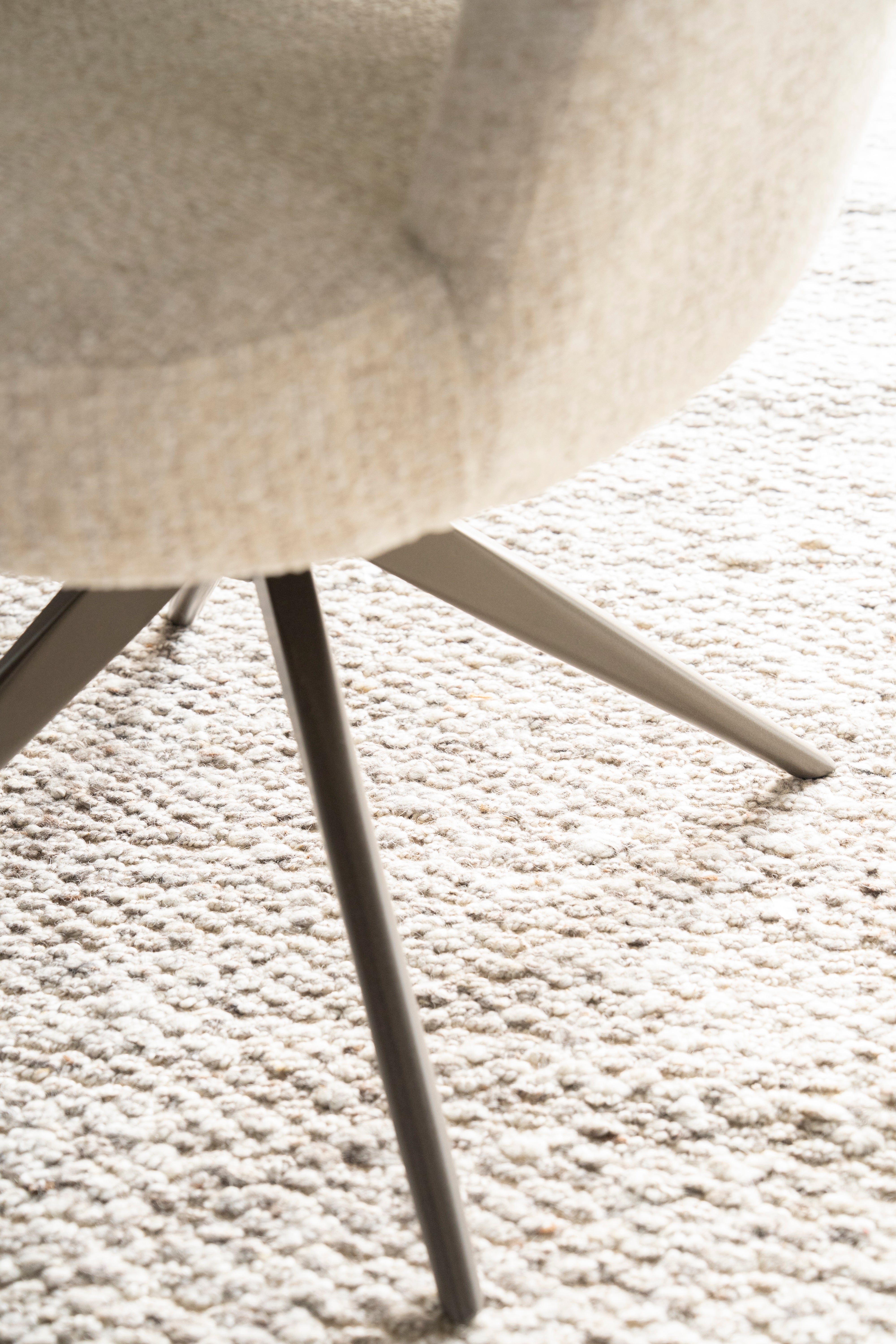 ALISSA swivel chair beige with dark brown base