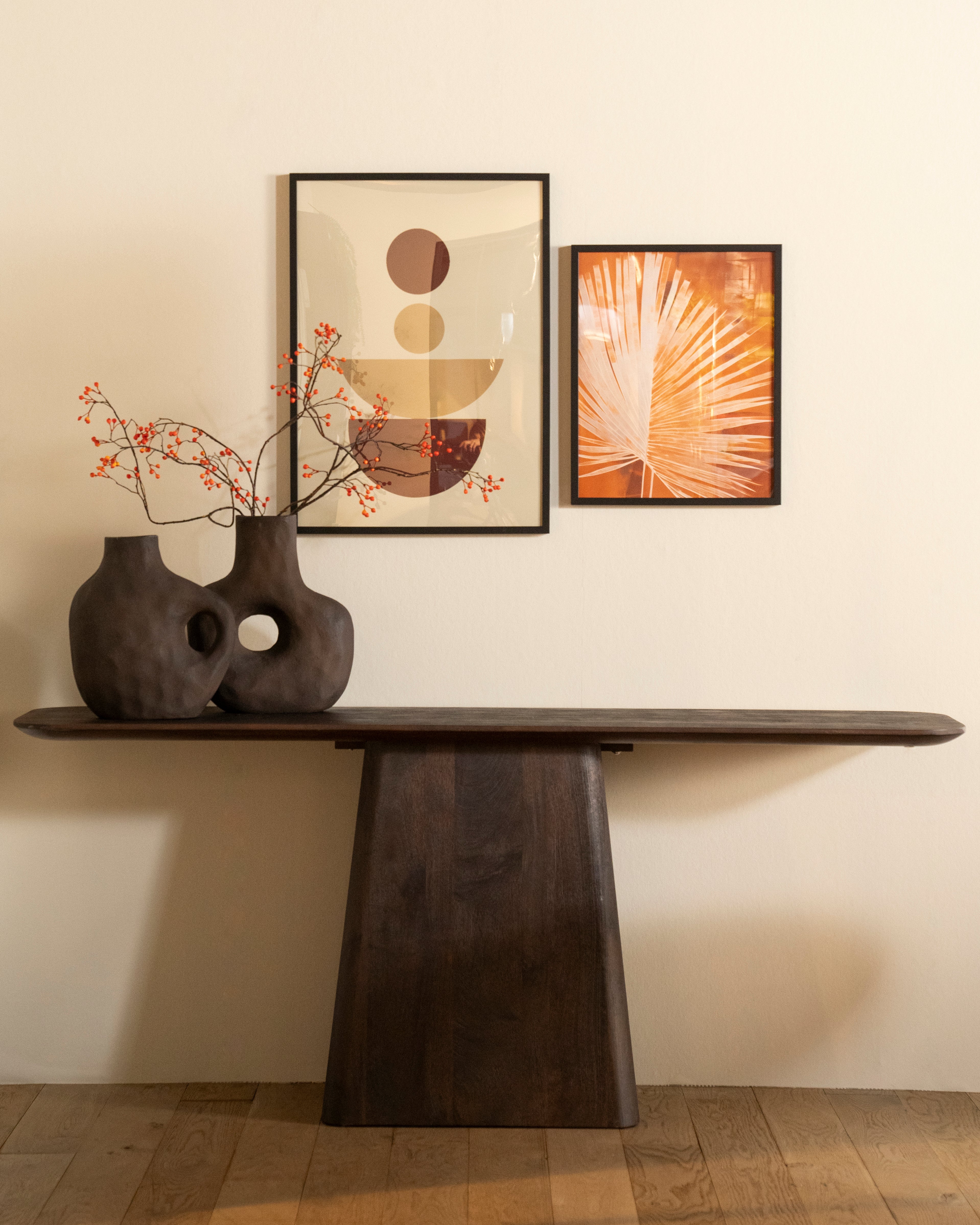 ARON Console Mango Wood