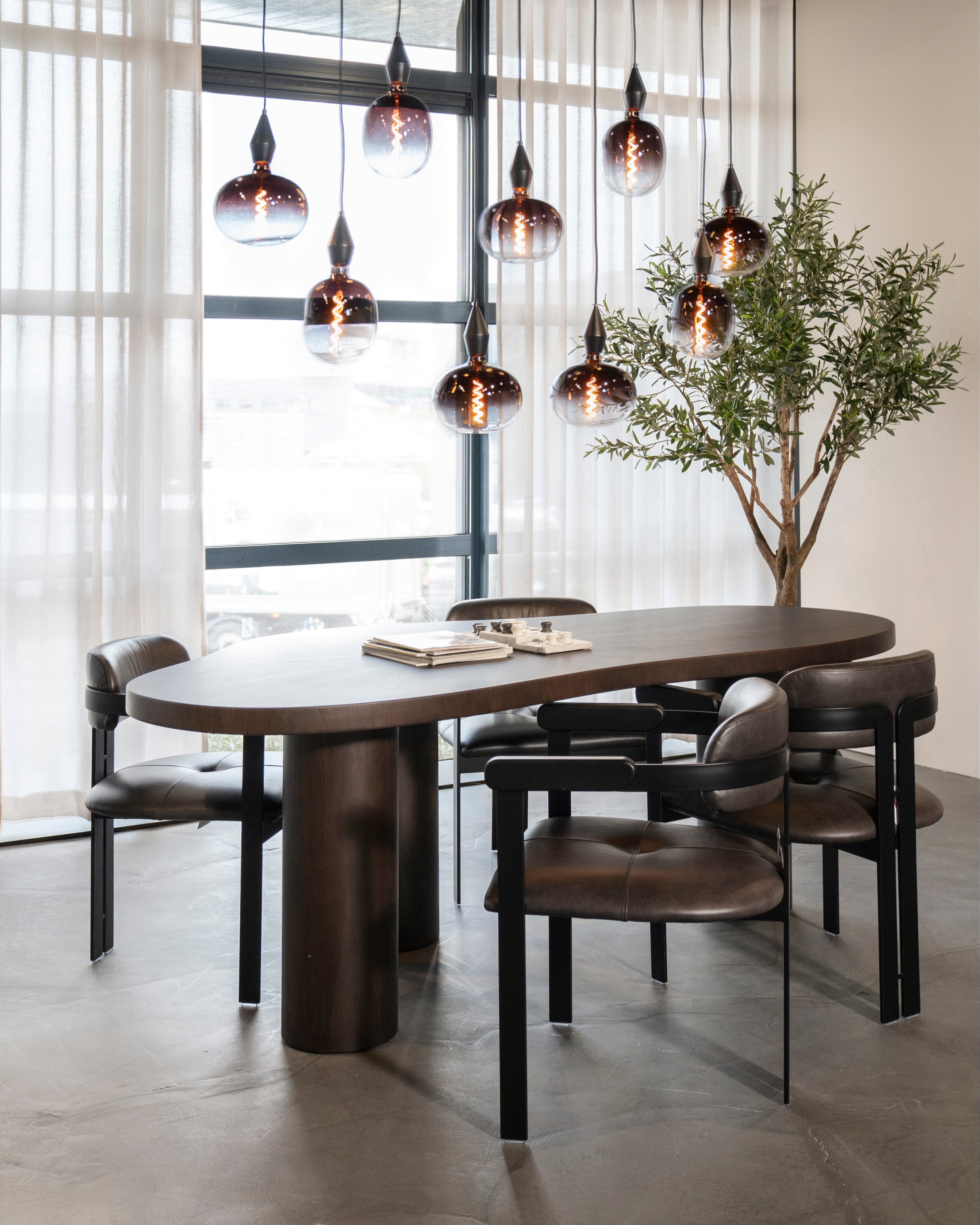 BOBBIE Table Dark Walnut Veneer