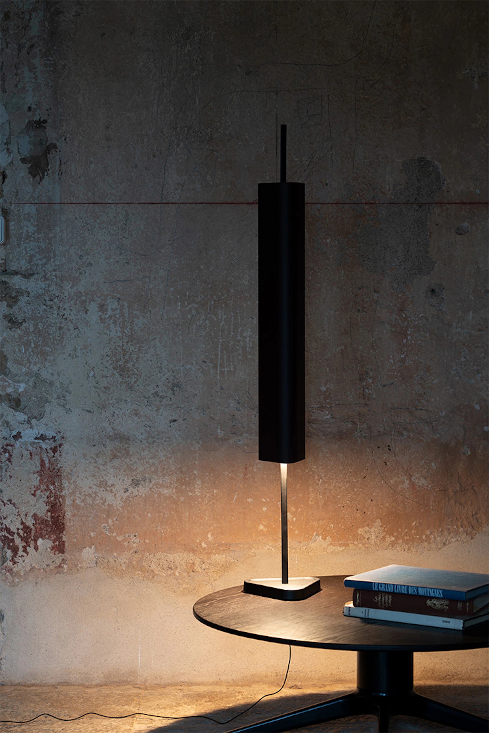 EMI table lamp dark red with black base