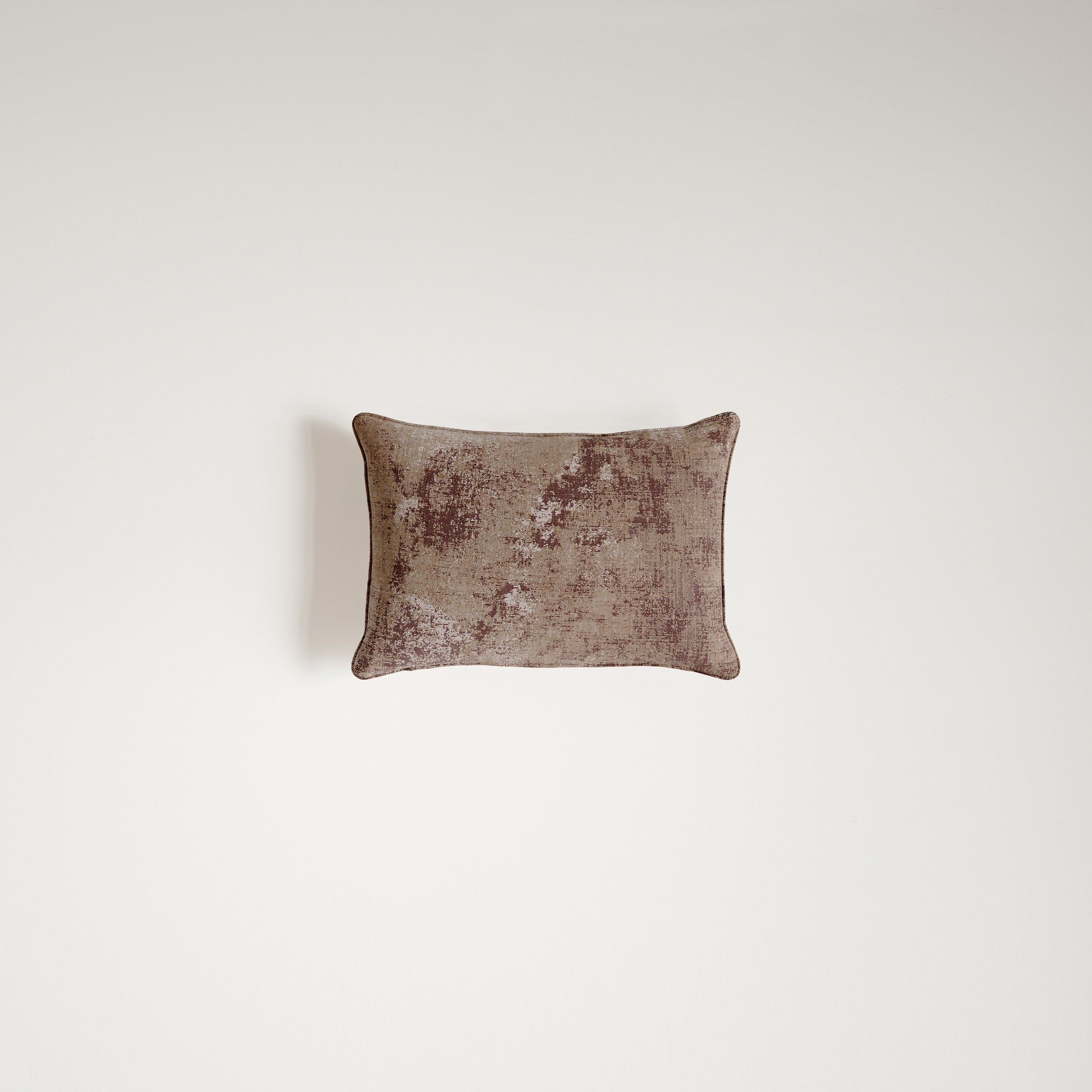 PIPED cushion dark beige with brown