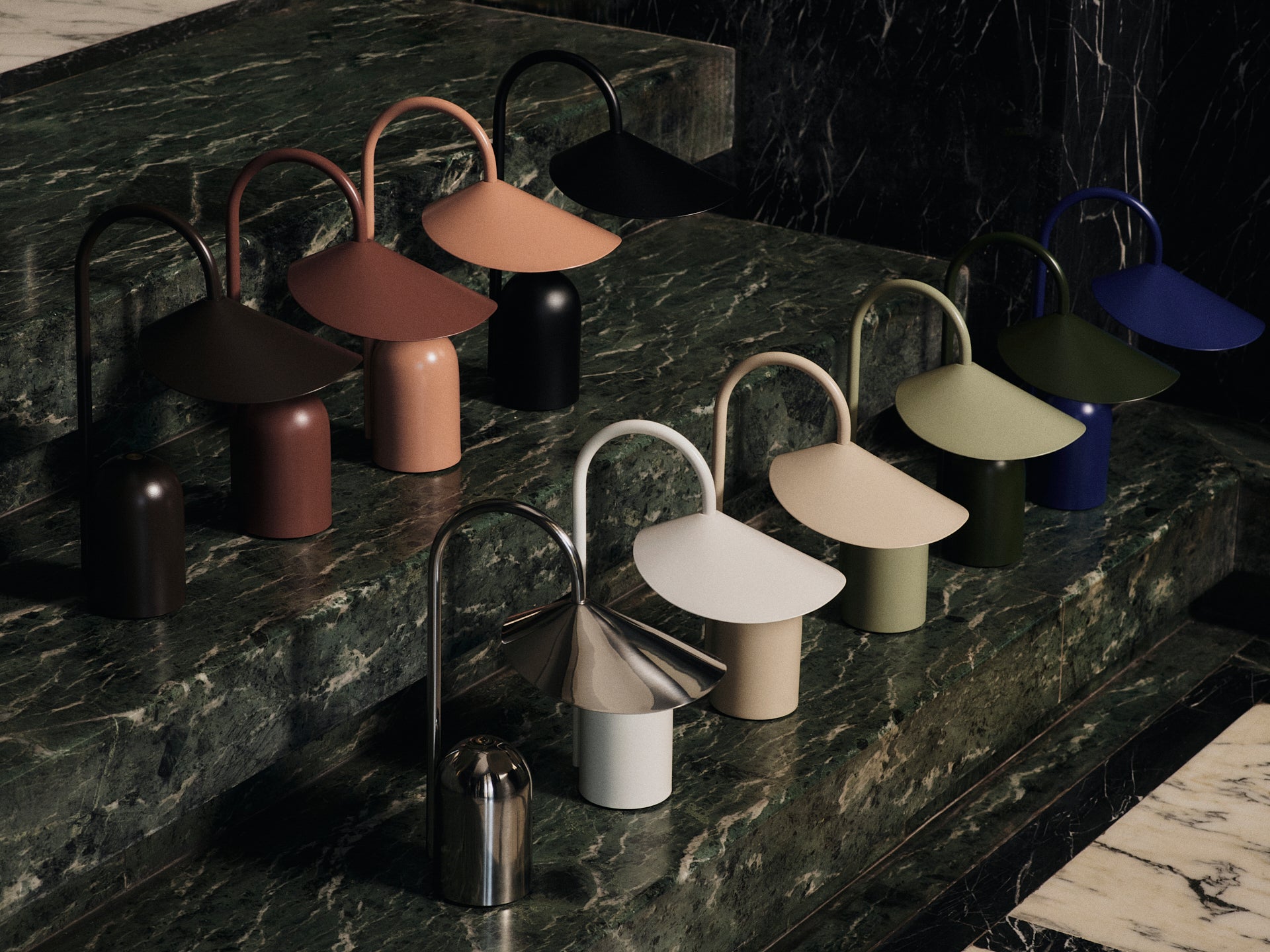 ARUM portable lamp white