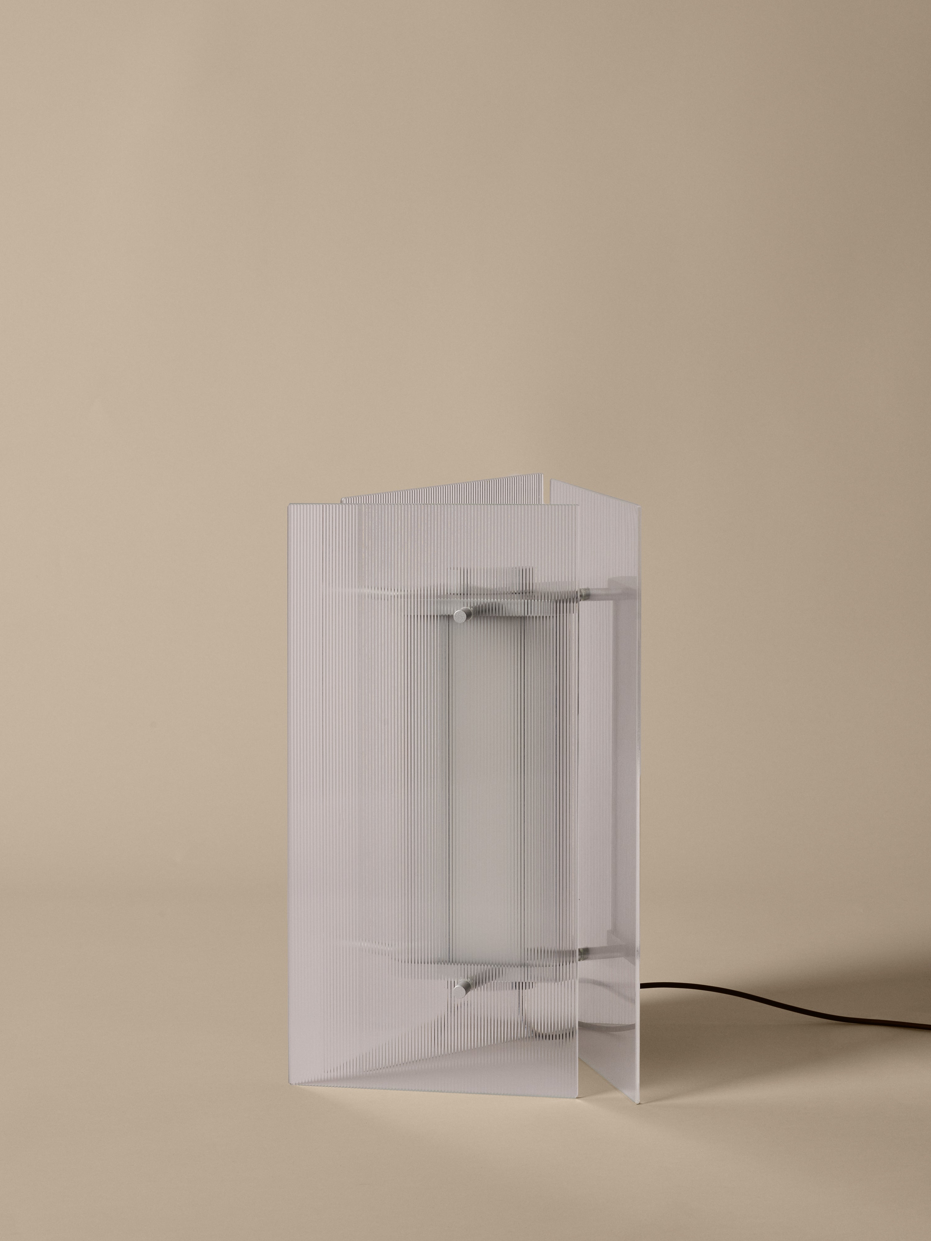 Stolní lampa OESTE sklo rýhované