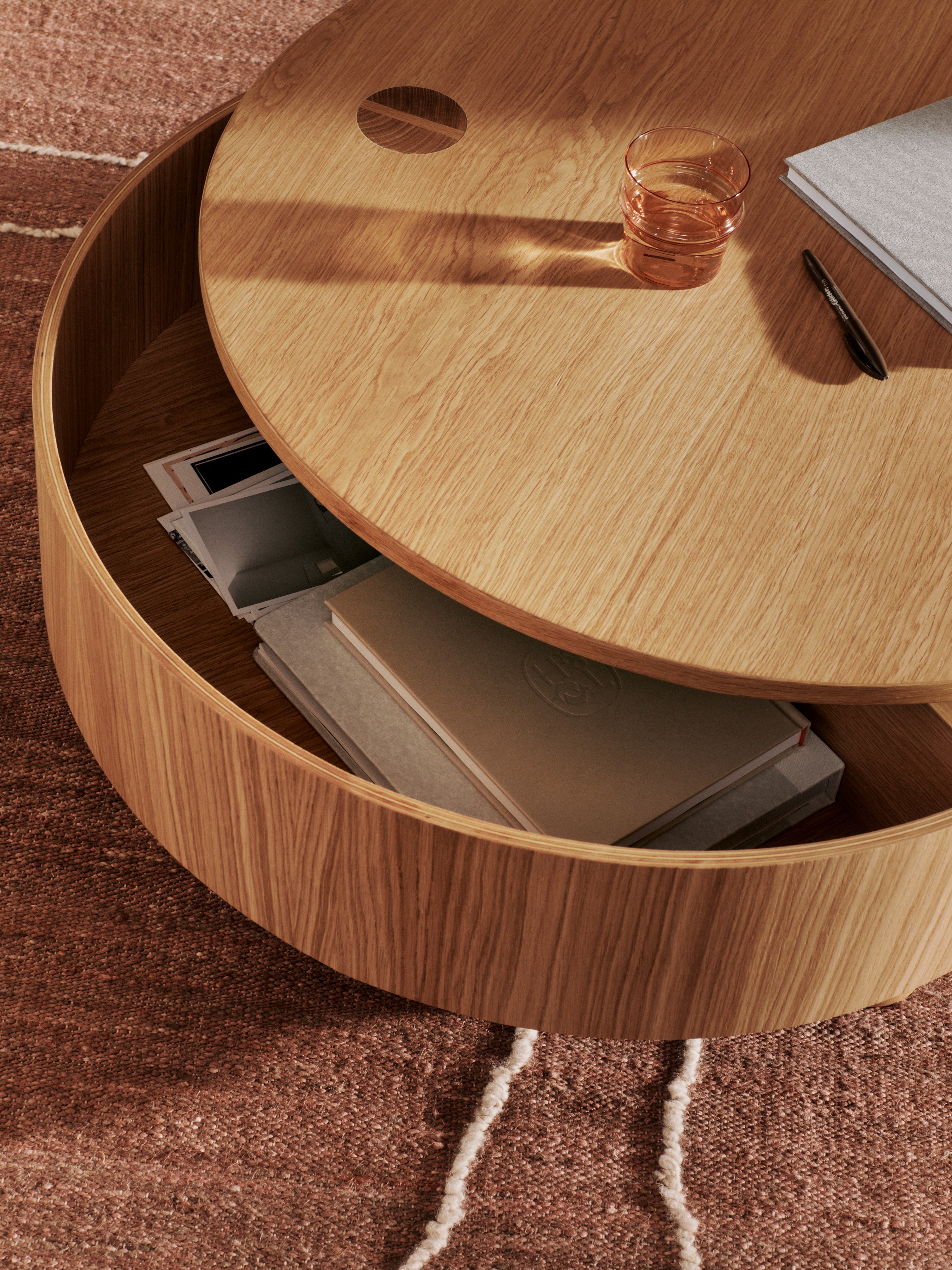 OLLES table with oak veneer finish
