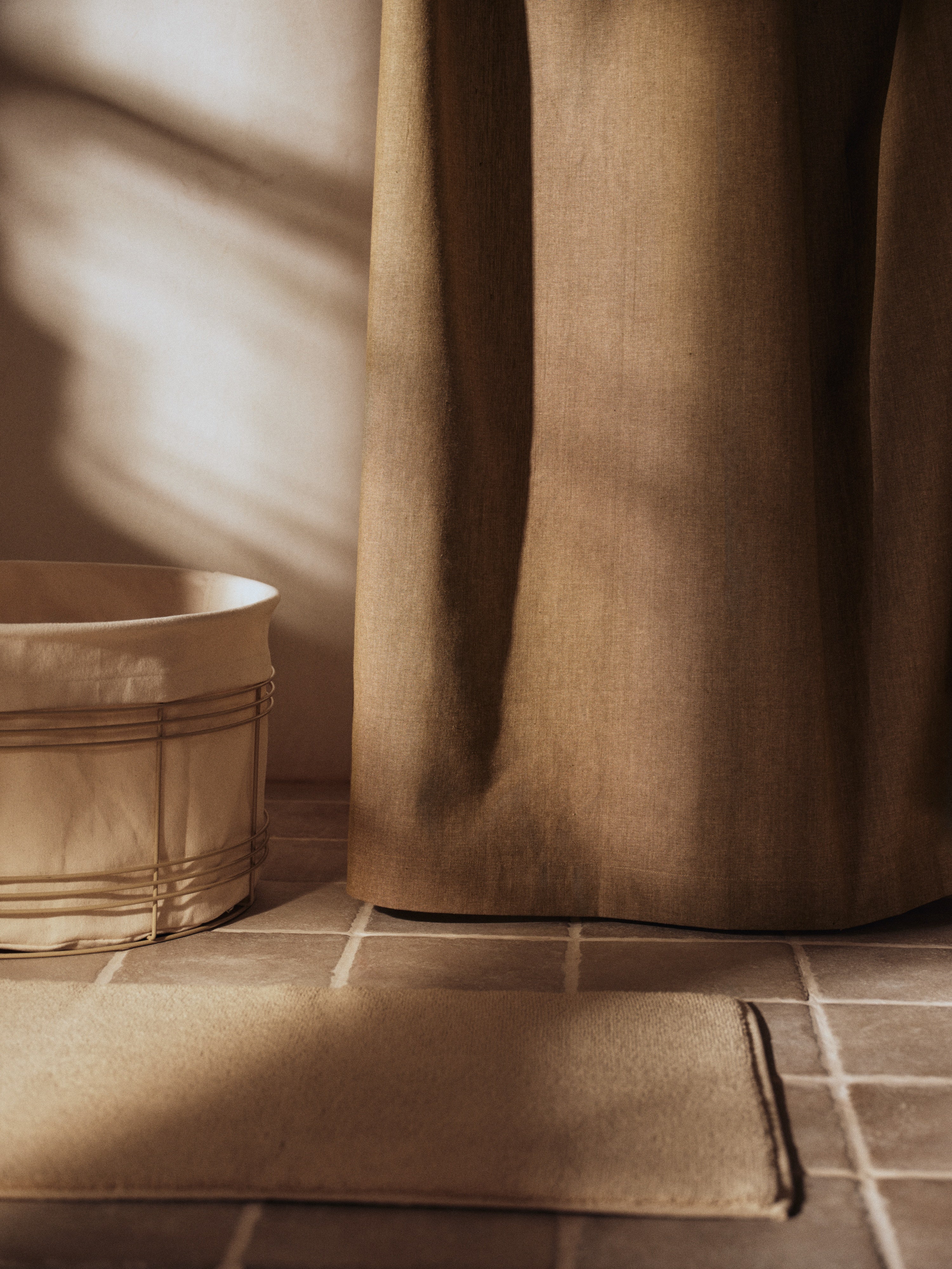 Záclona na sprchu CHAMBRAY olivová