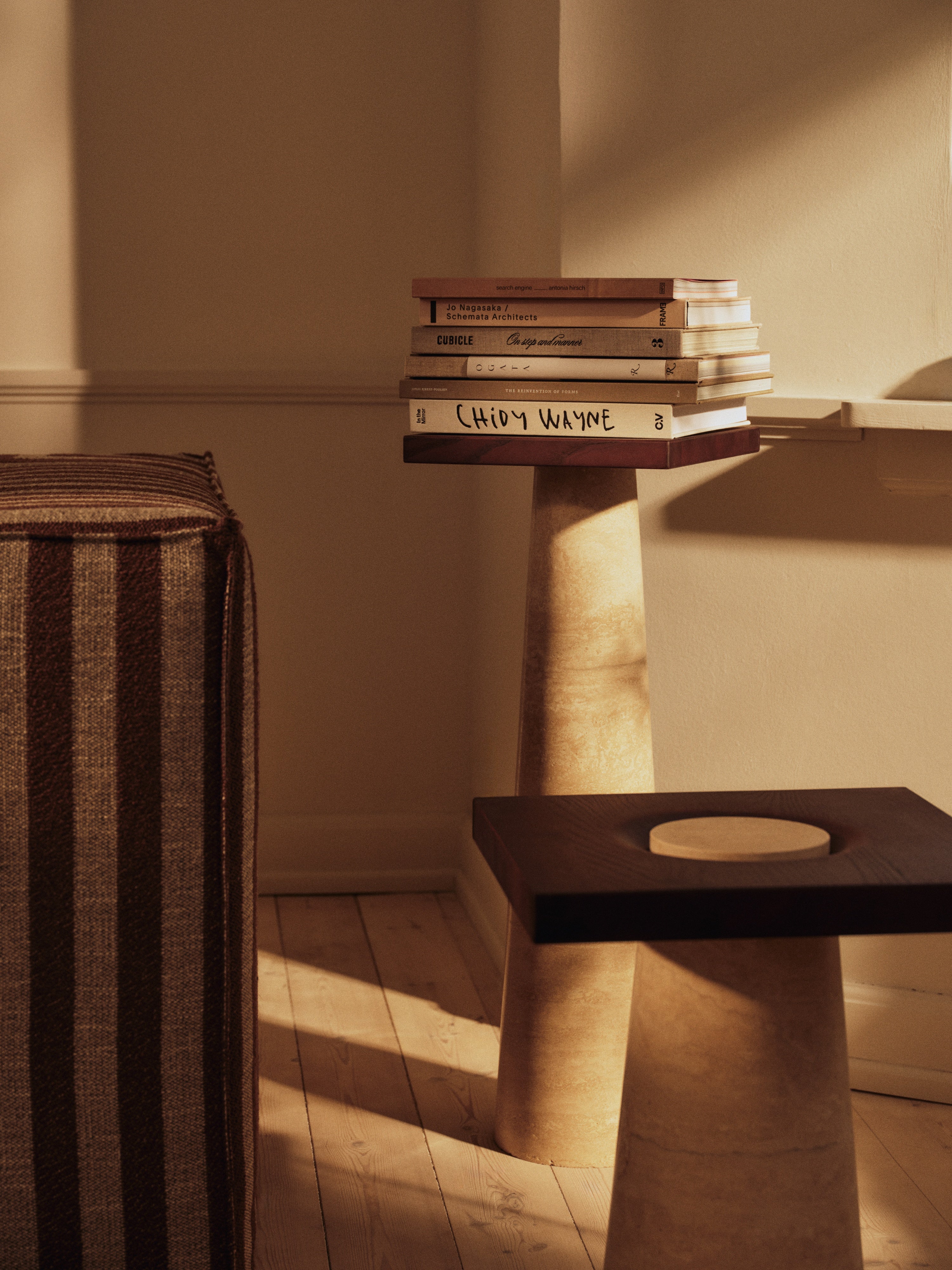 GROVA Side Table with Ash Top and Travertine
