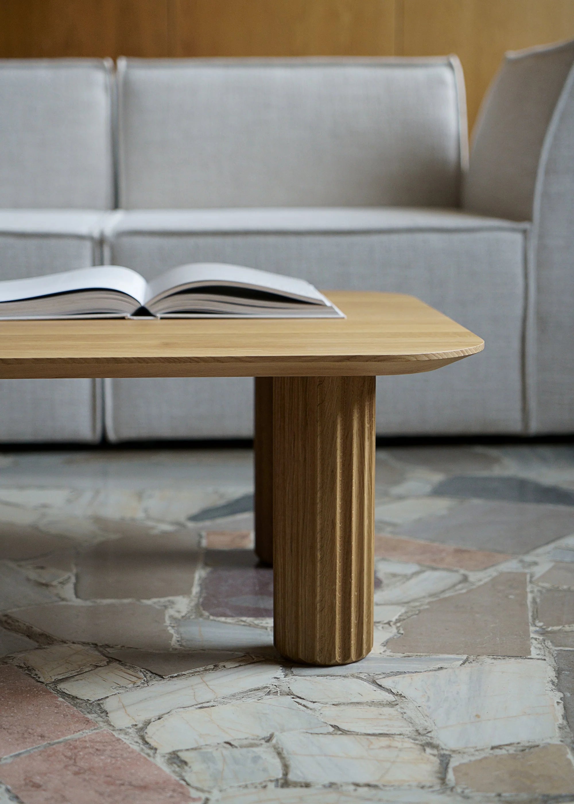 FILAR coffee table oak wood