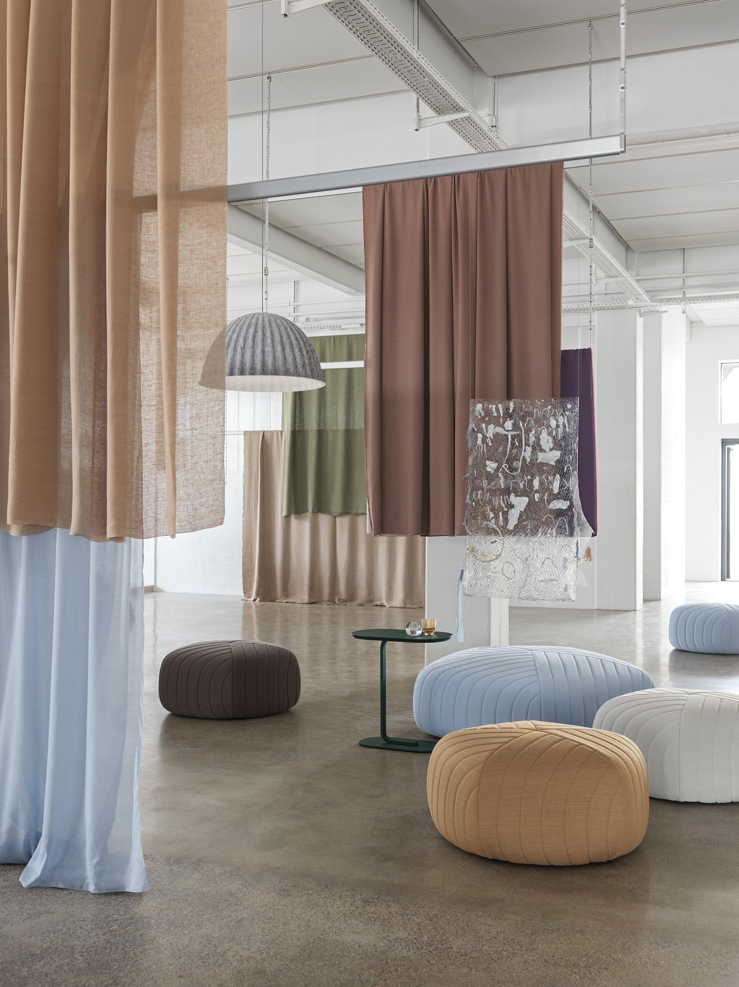 UNDER THE BELL pendant lamp gray