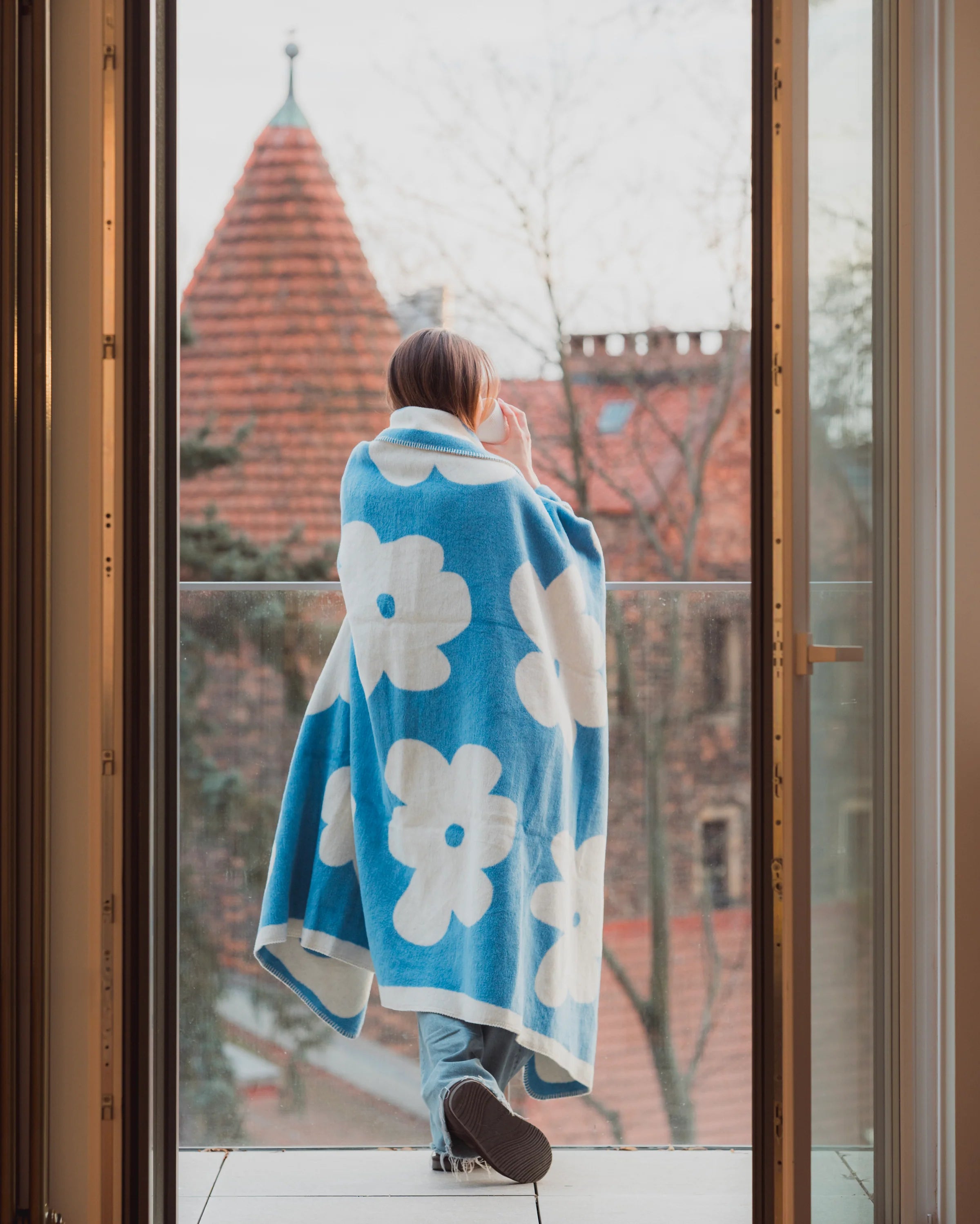 Koc FLO sky blue and ecru