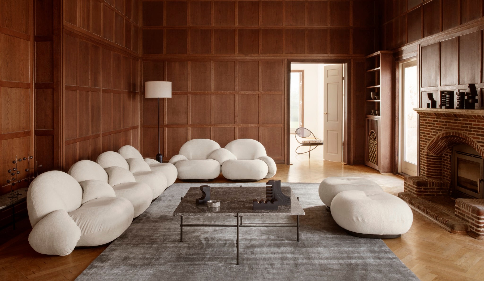 Puf PACHA upholstered with a gold base