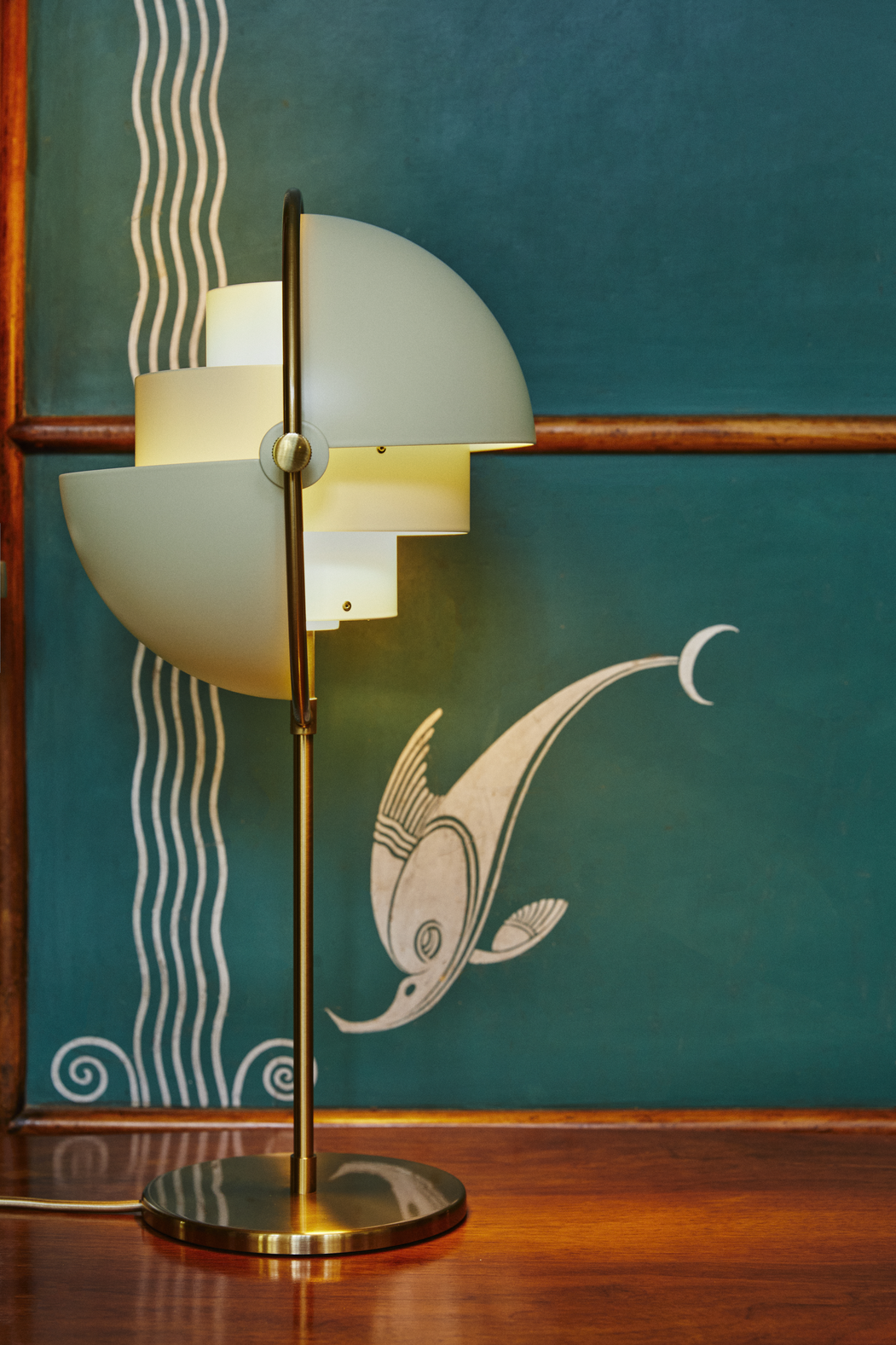 Stolní lampa MULTI-LITE mosazná