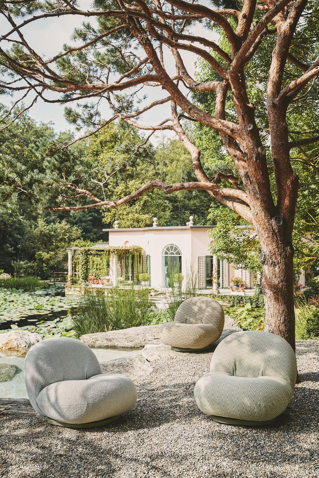 Upholstered Outdoor Armchair PACHA