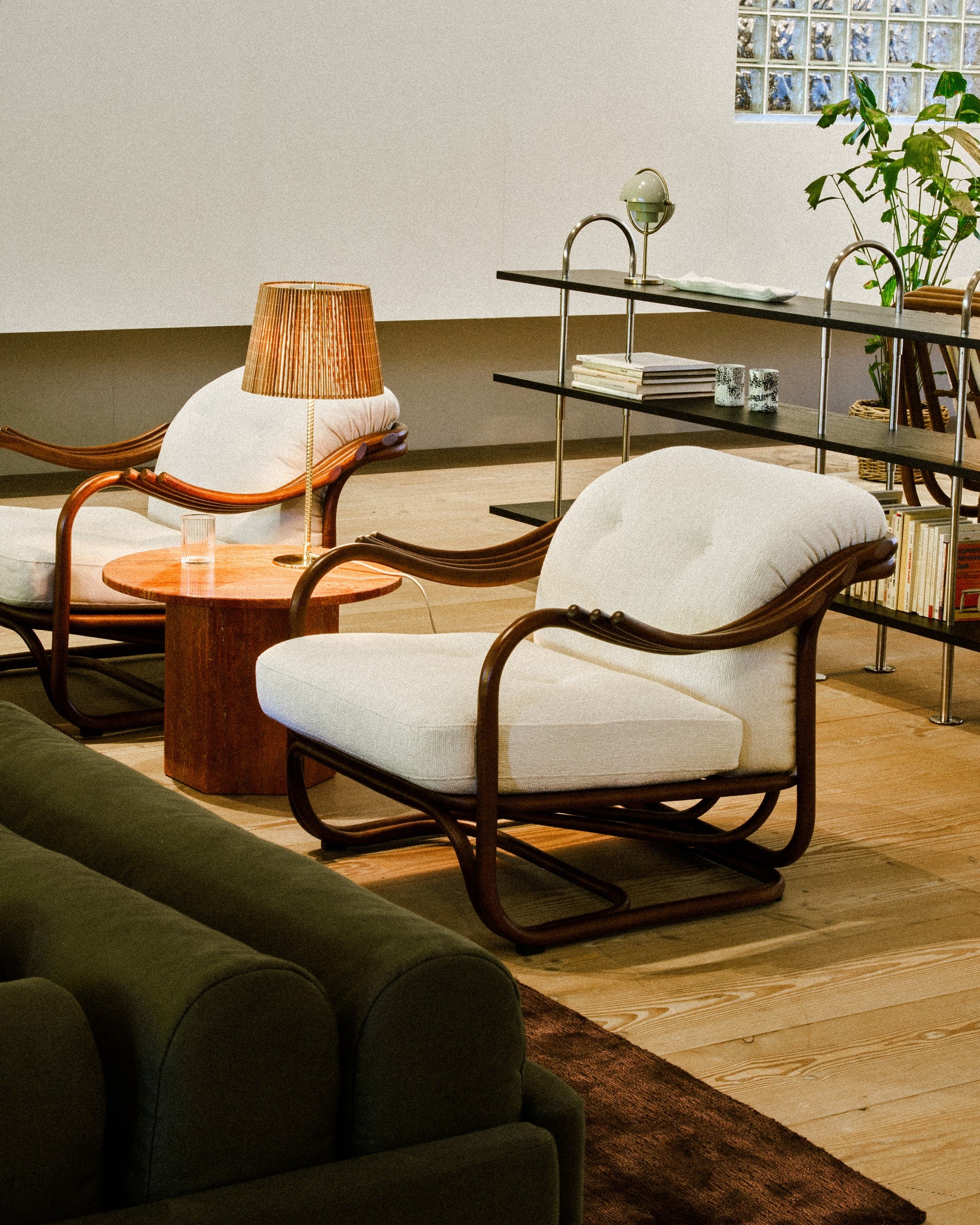 Křeslo POLTRONA TRIA čalouněné