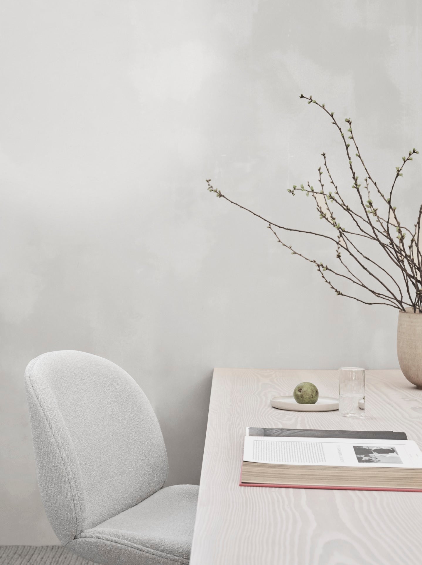 BEETLE upholstered chair with a black steel base
