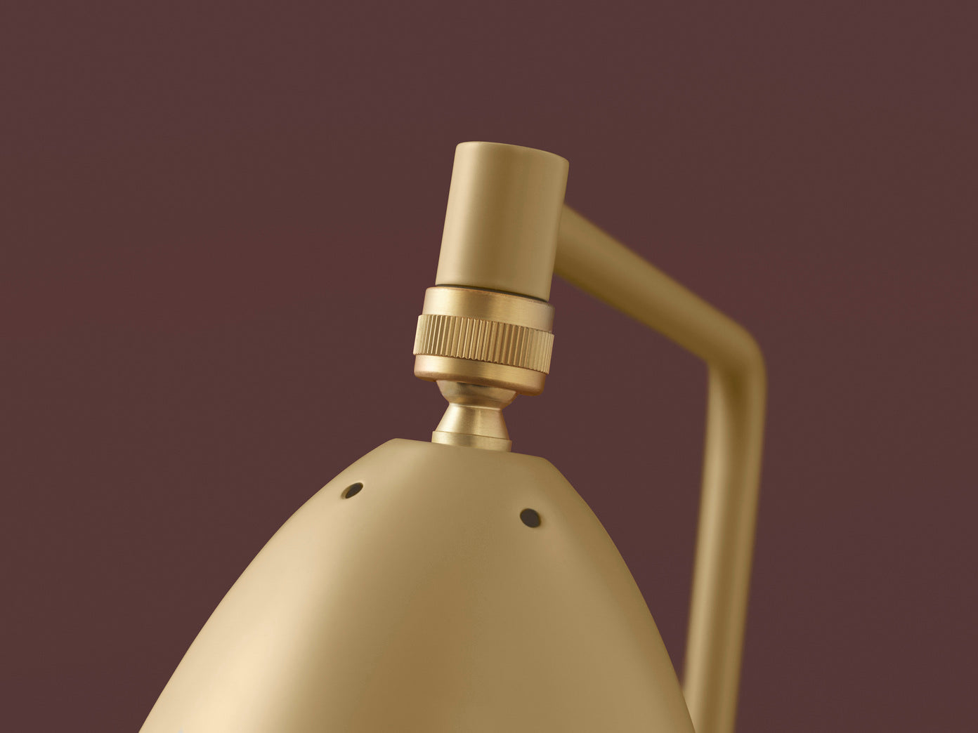 Stojací lampa na čtení GRÄSHOPPA černý lesklý trojnožka