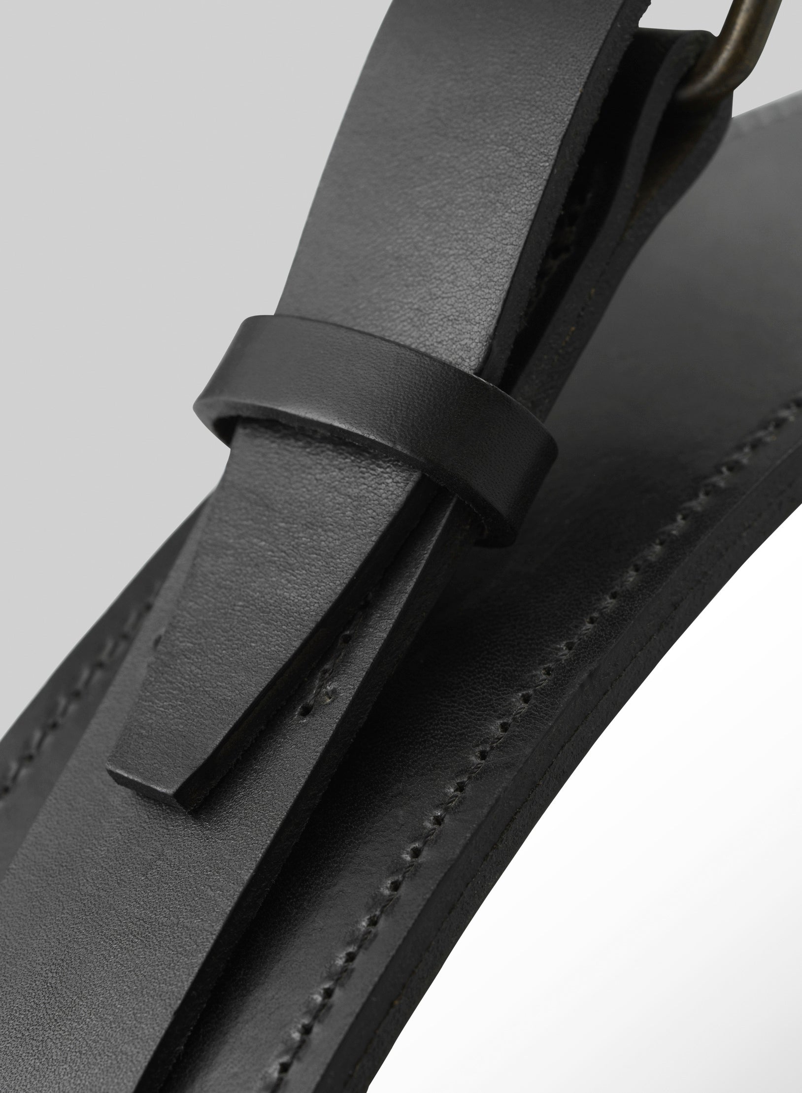 ADNET round mirror black leather