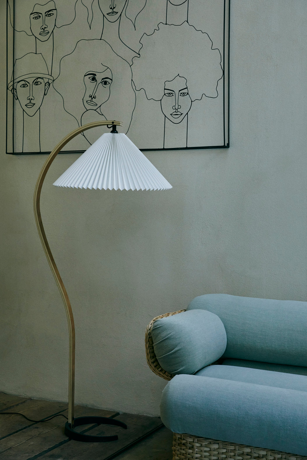 TIMBERLINE oak wood reading floor lamp with white shade