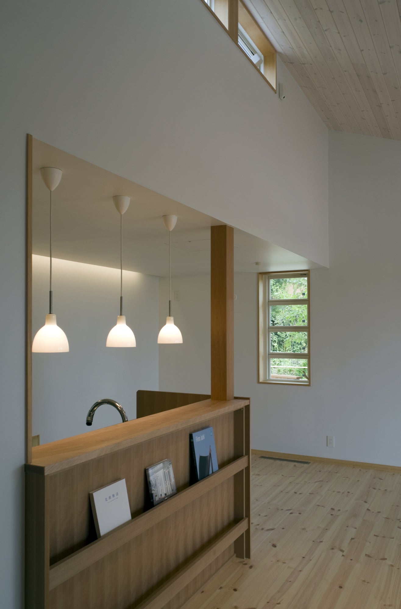 Závěsné svítidlo TOLDBOD GLASS bílé