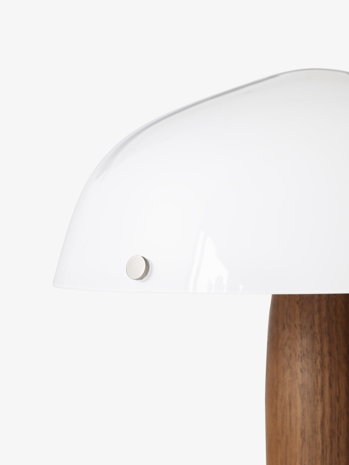 Stolní lampa HERMAN SHY3 opálové sklo s ořechovým dřevem a krémovým mramorovým podstavcem