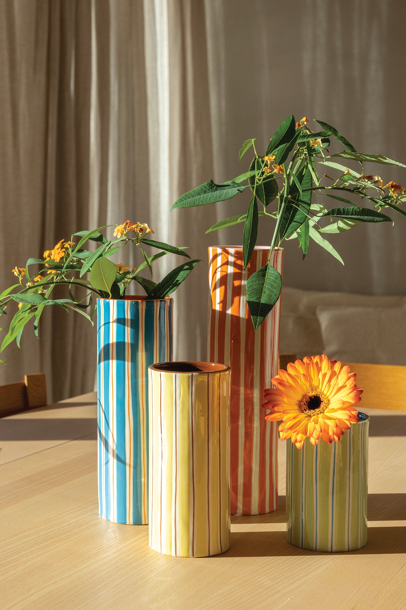 RAY vase green with blue and white