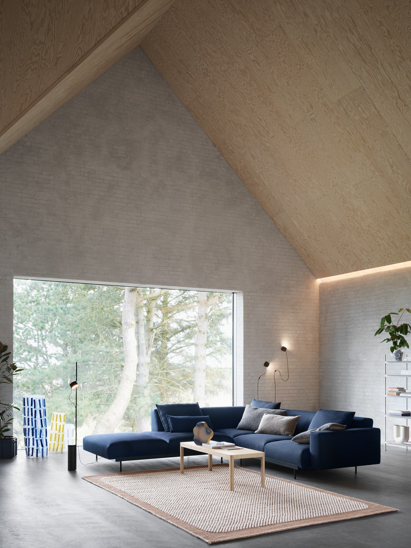 Otevřený pravý roh IN SITU čalouněný