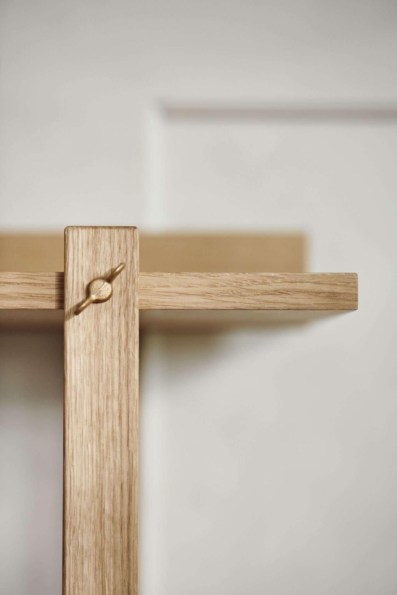 Regál KARI dýha z dubu